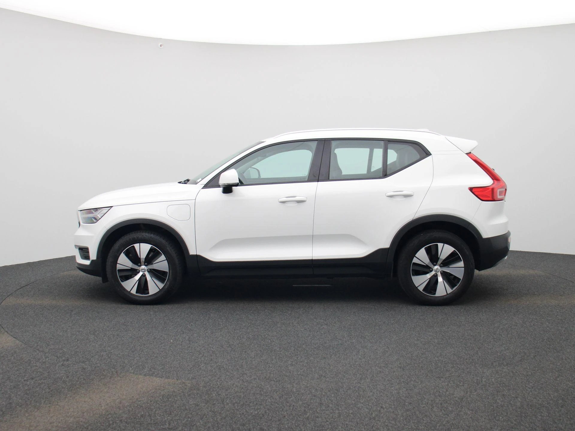 Volvo-XC40-image-5