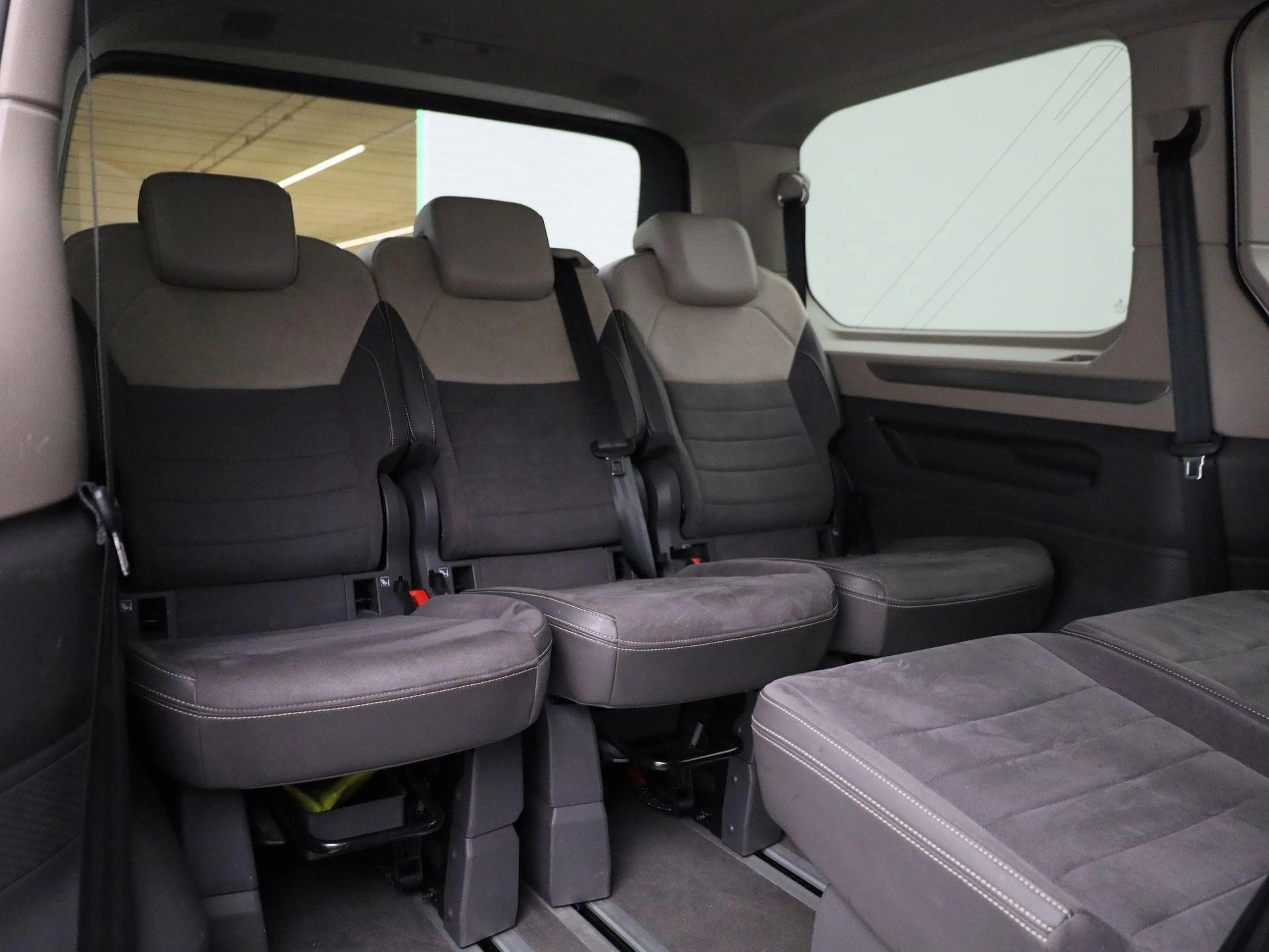 Volkswagen Multivan 1.4 eHybrid L2H1 Life 218PK