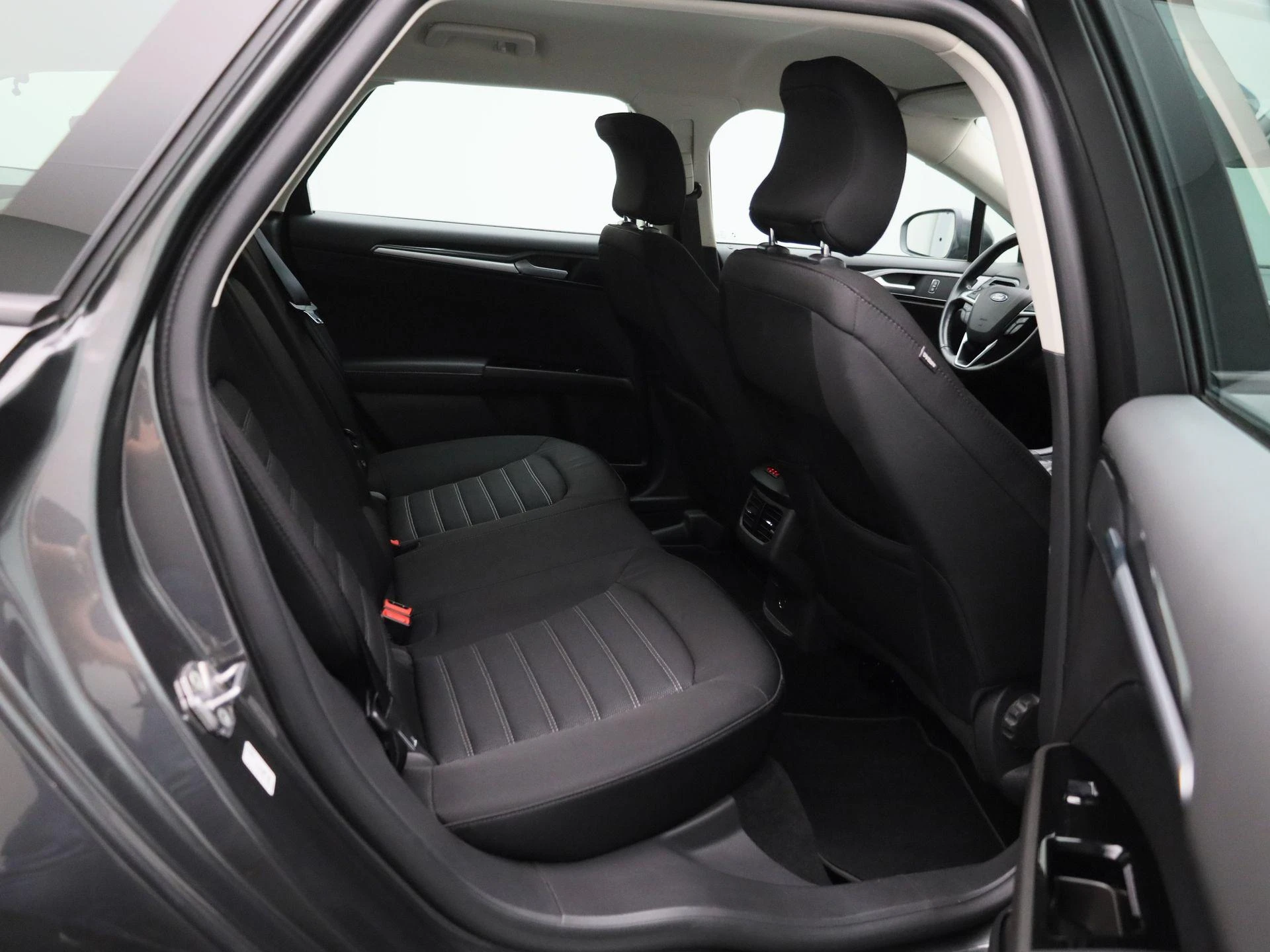 Ford Mondeo Clipper 2.0 HEV 140kW Aut. Business Class