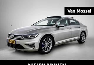 Volkswagen Passat 1.4 TSI GTE Connected Series Plus