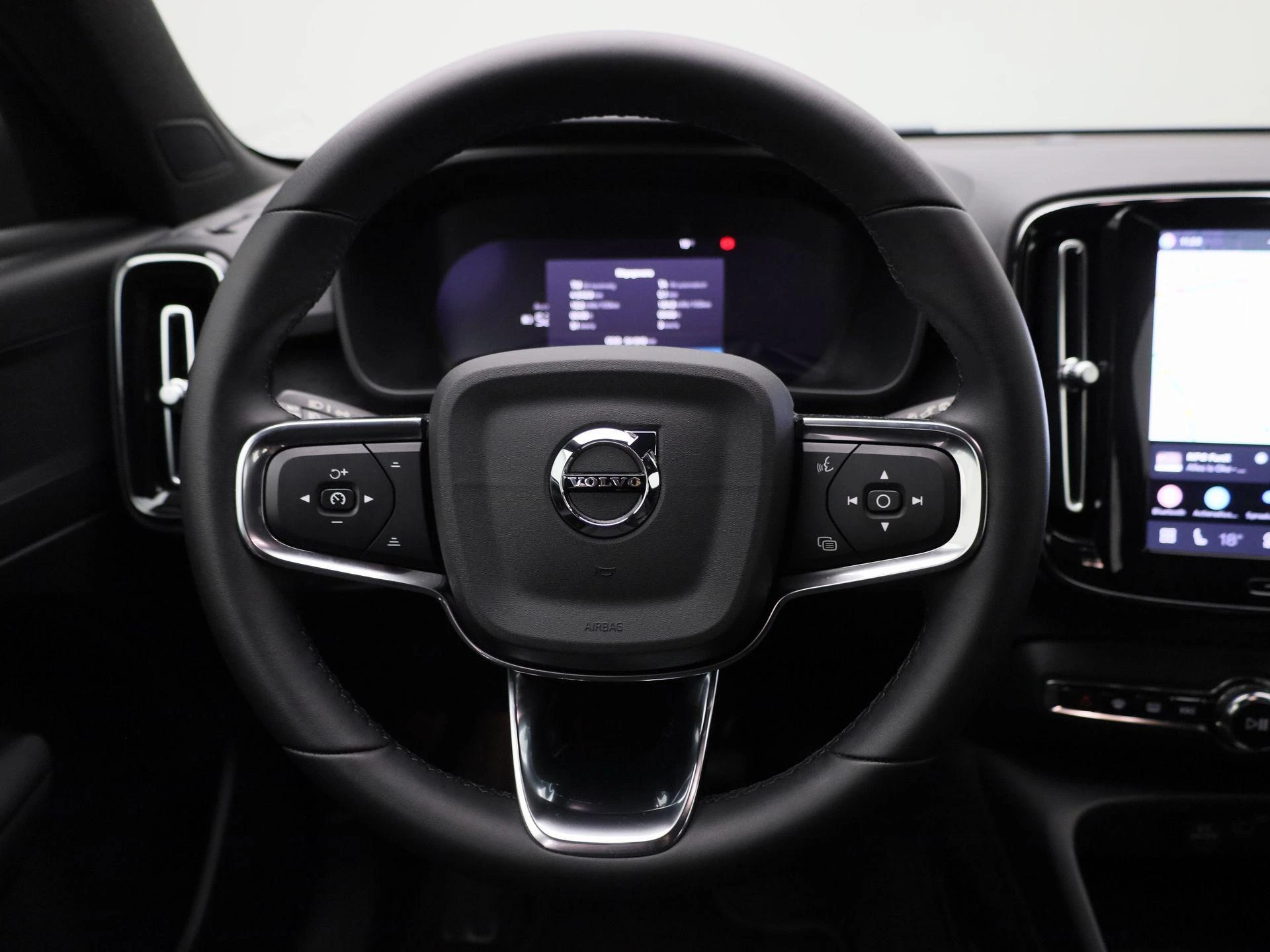 Volvo-XC40-image-6