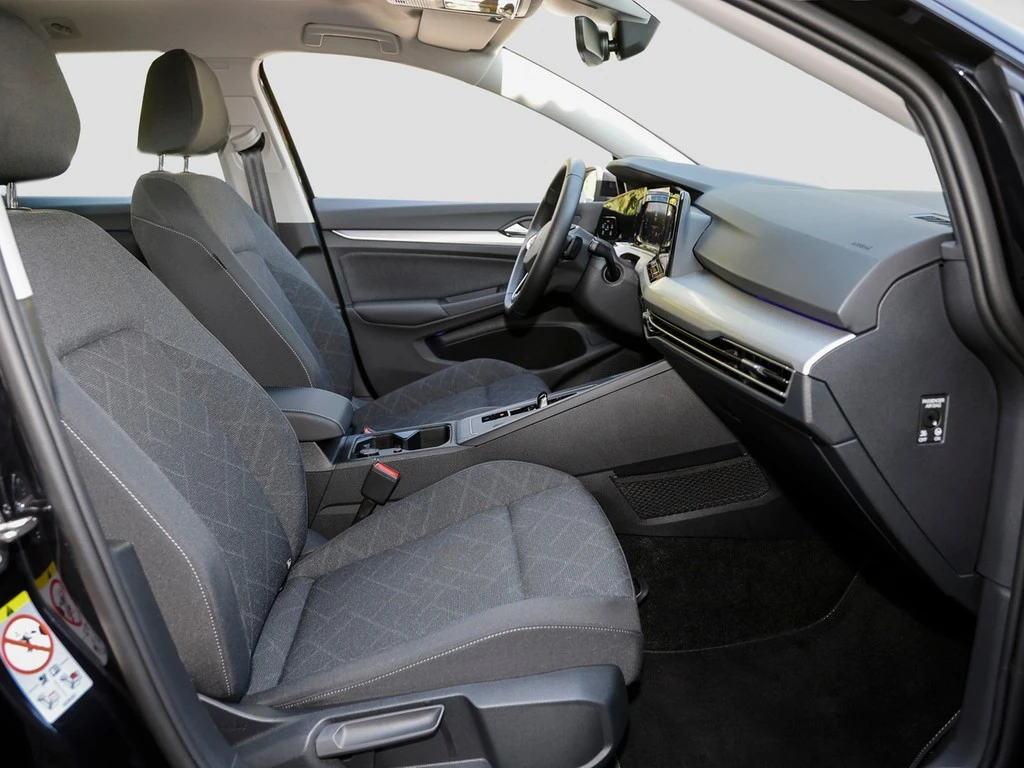Volkswagen-Golf-image-6