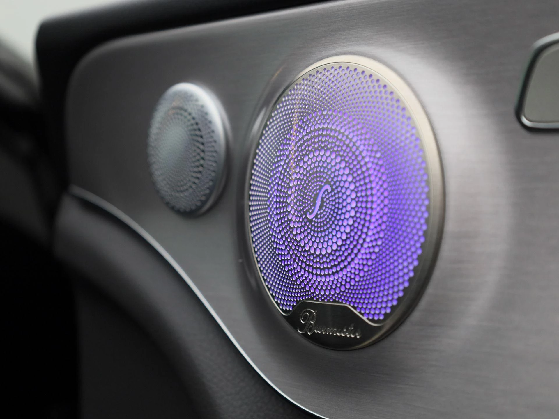 Mercedes-Benz-C-Klasse-image-36