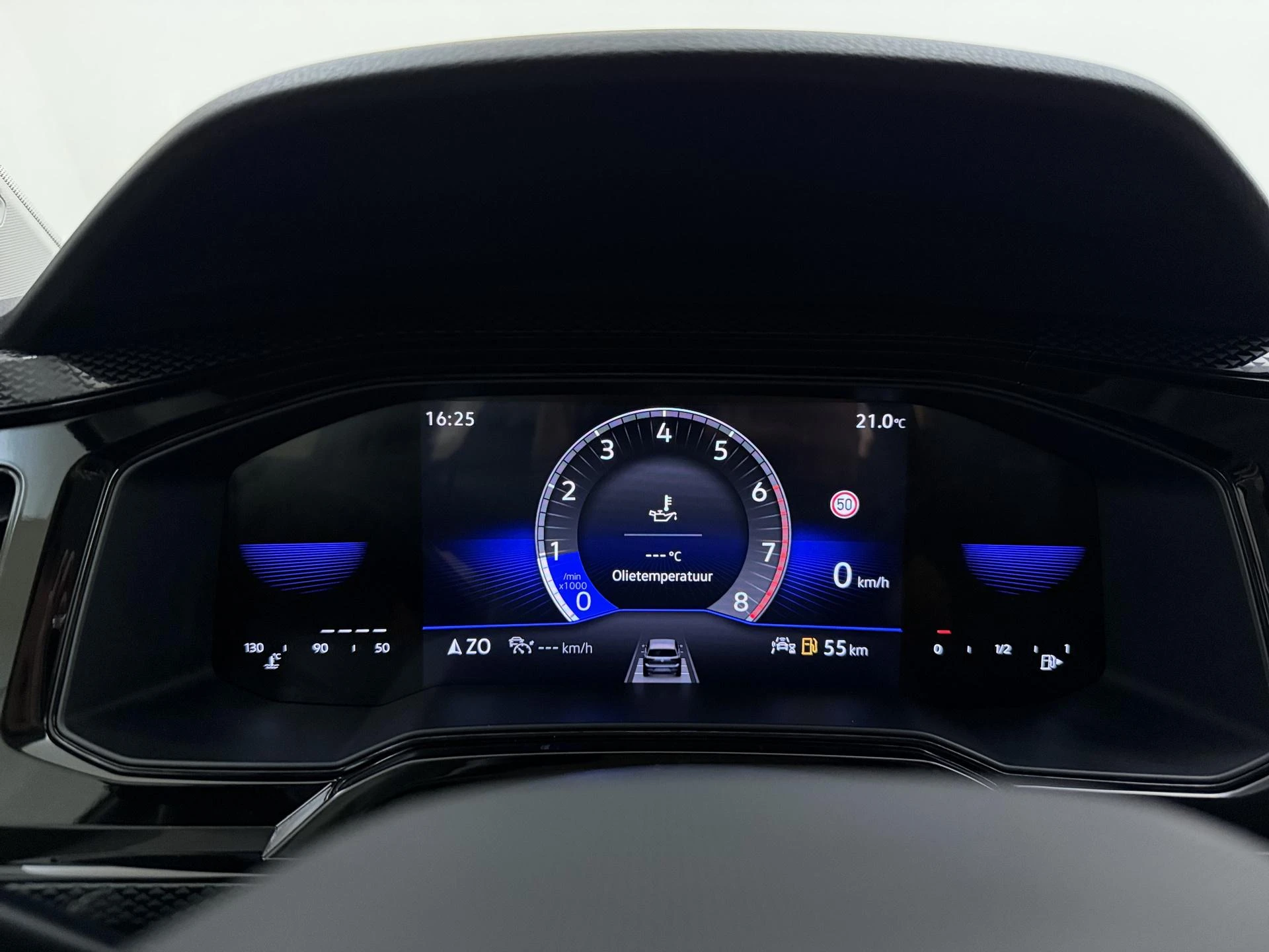 Volkswagen-Polo-image-16