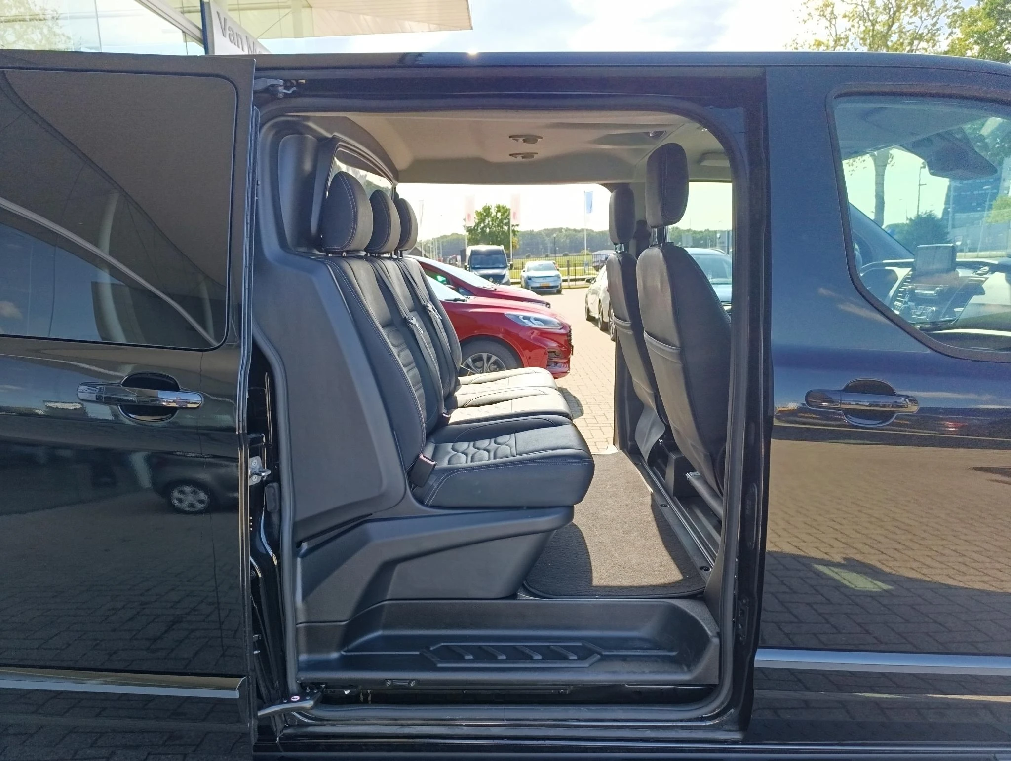Ford-Transit Custom-image-14