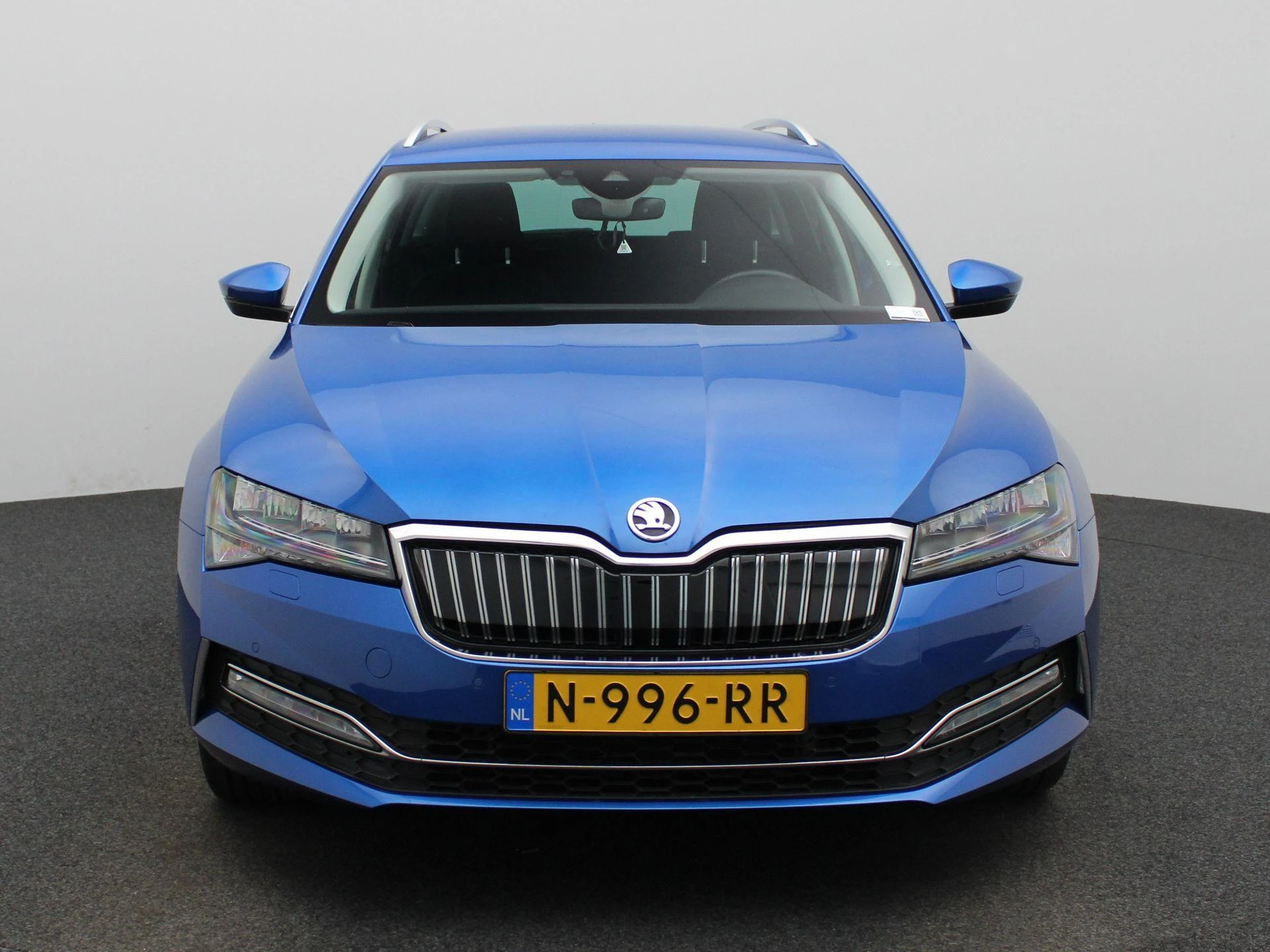 Škoda-Superb-image-2