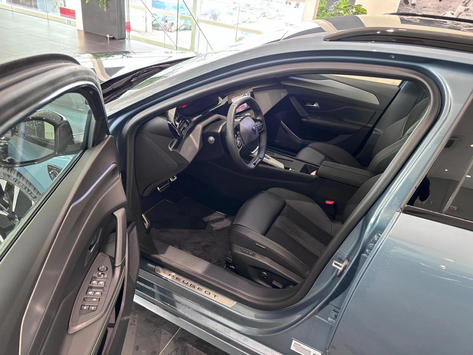 Peugeot-e-308-image-5