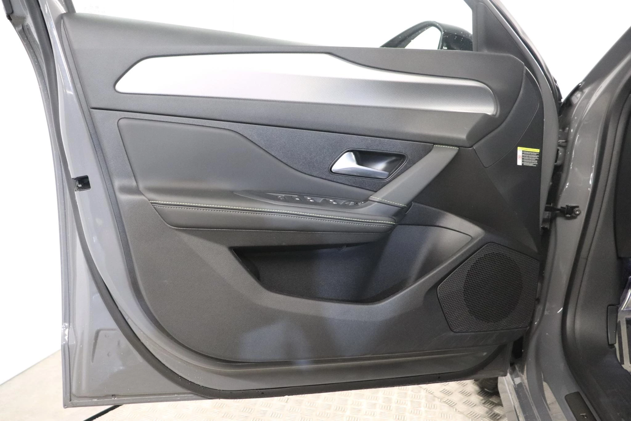 Peugeot e-308 e-308 156 GT