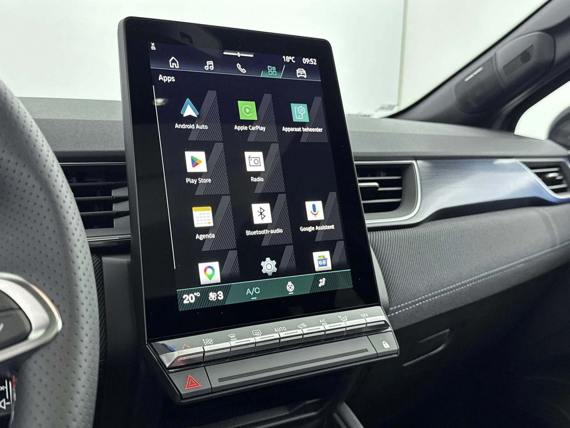 Renault-Symbioz-image-11