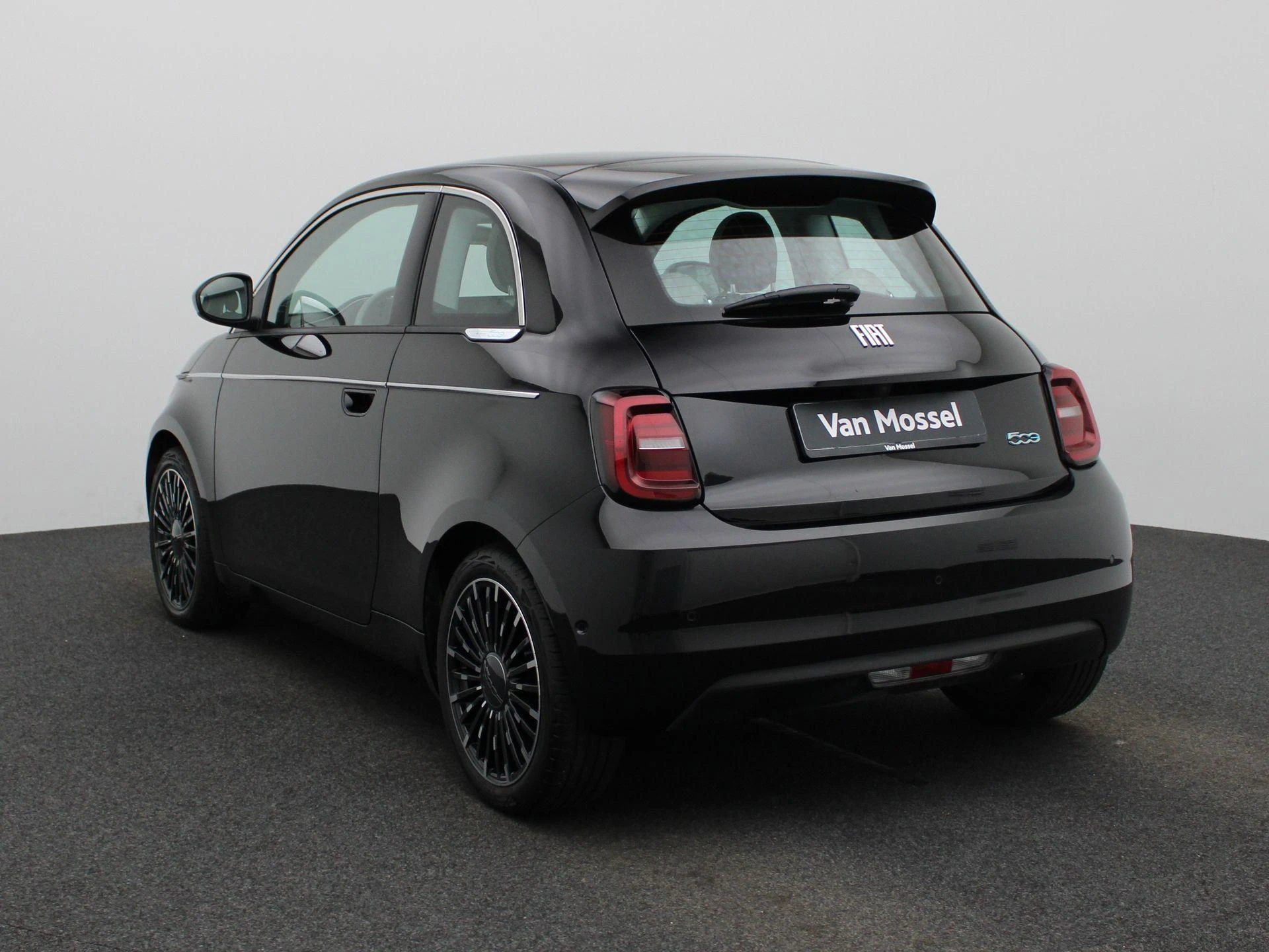 Fiat-500e-image-1