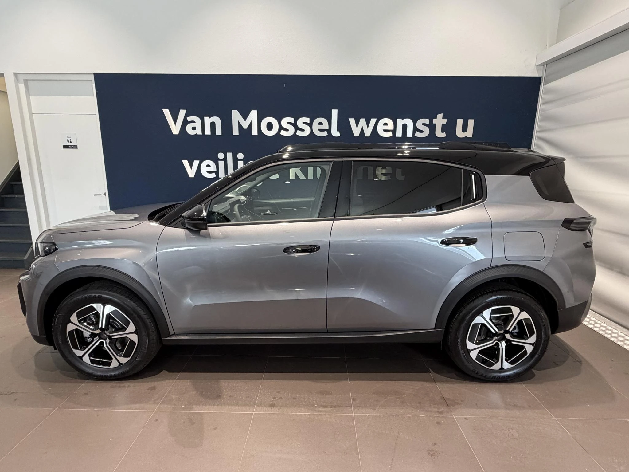 Citroën-ë-C3 Aircross-image-2