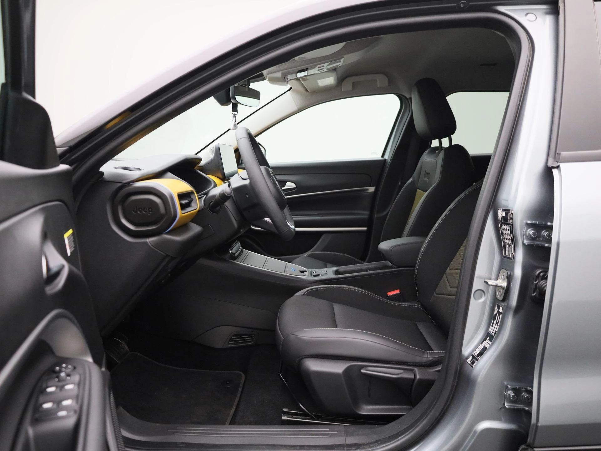 Jeep-Avenger-image-10