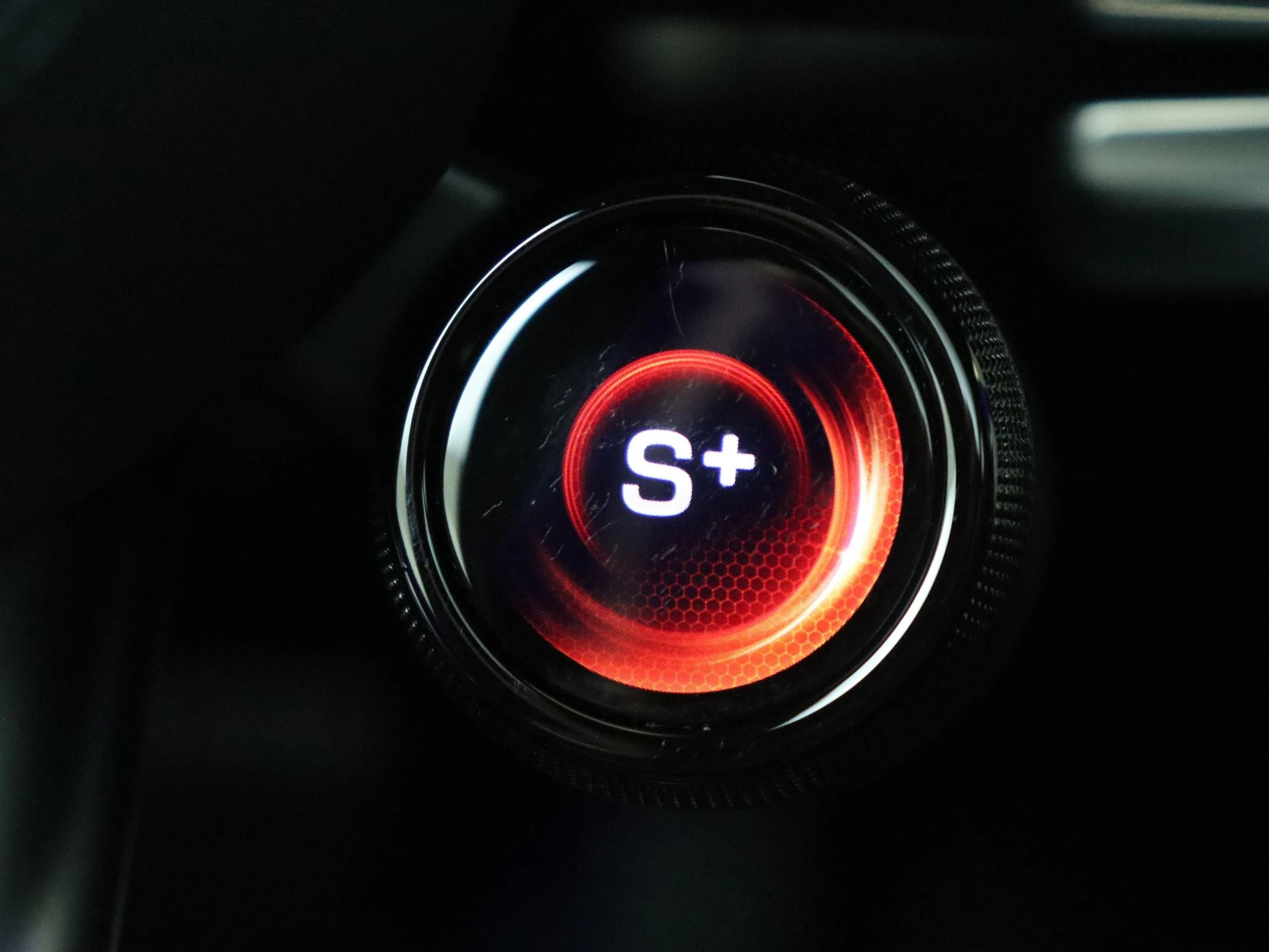 Mercedes-Benz-S-Klasse-image-33