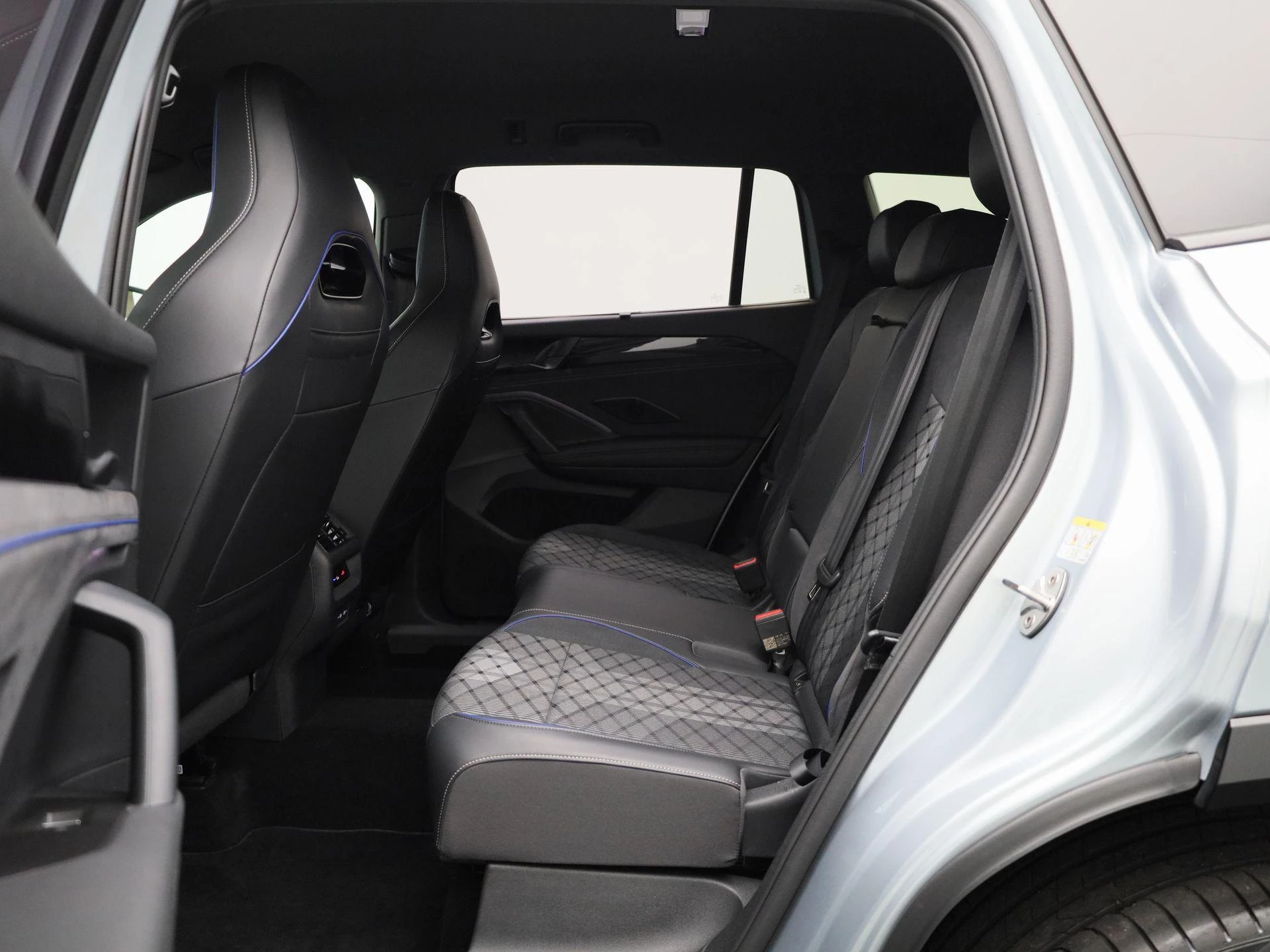 Volkswagen-Tayron-image-11