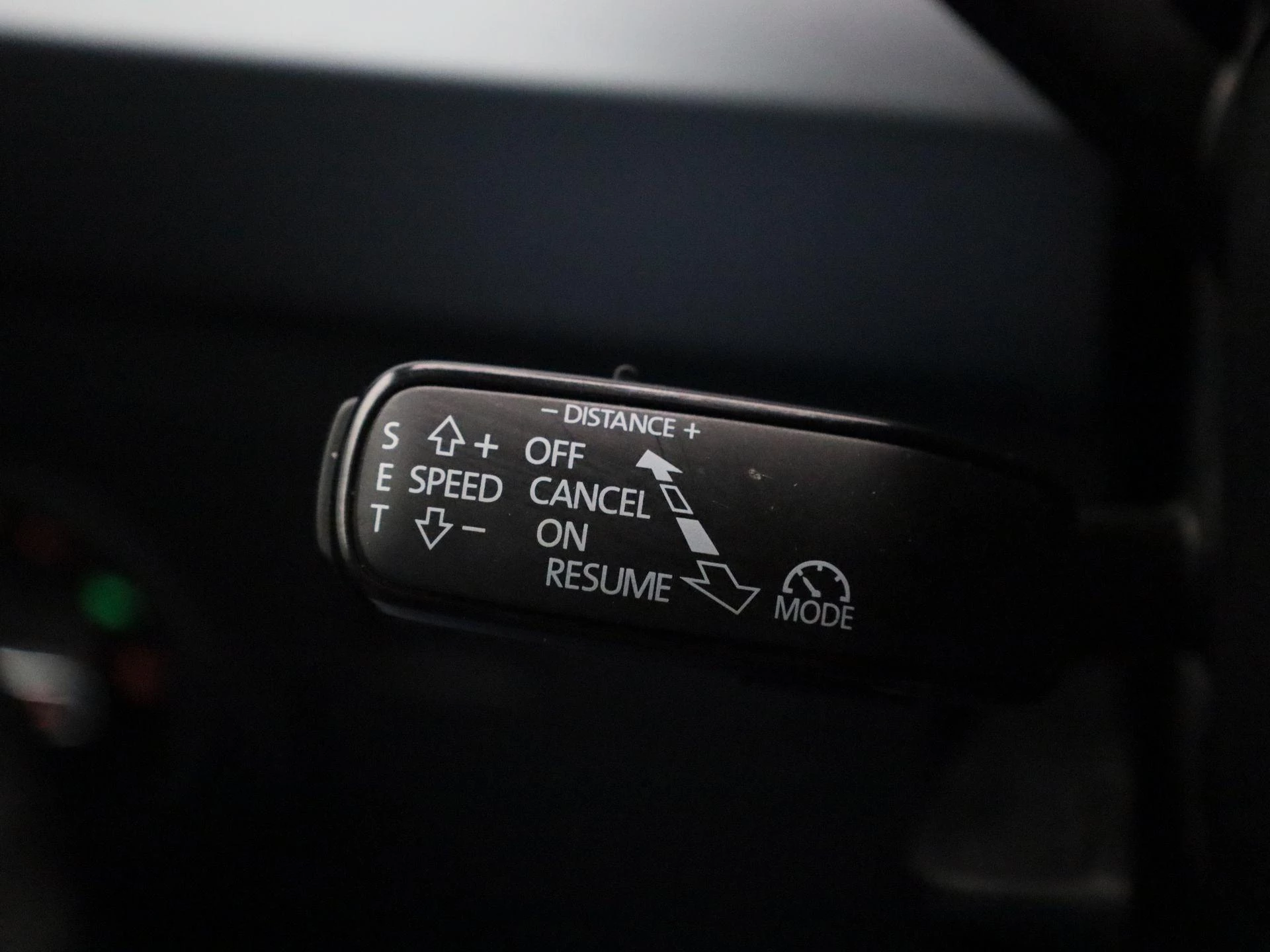 SEAT-Arona-image-19