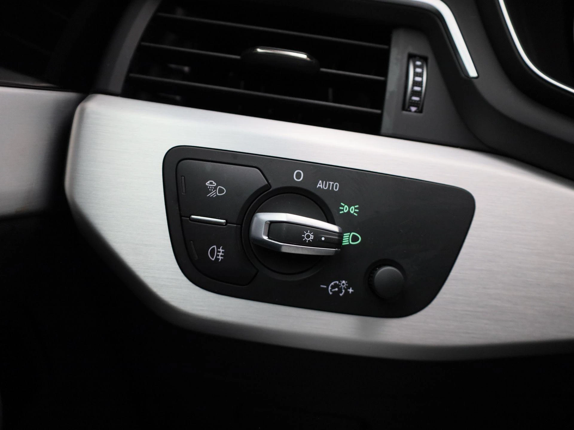 Audi-A4-image-23