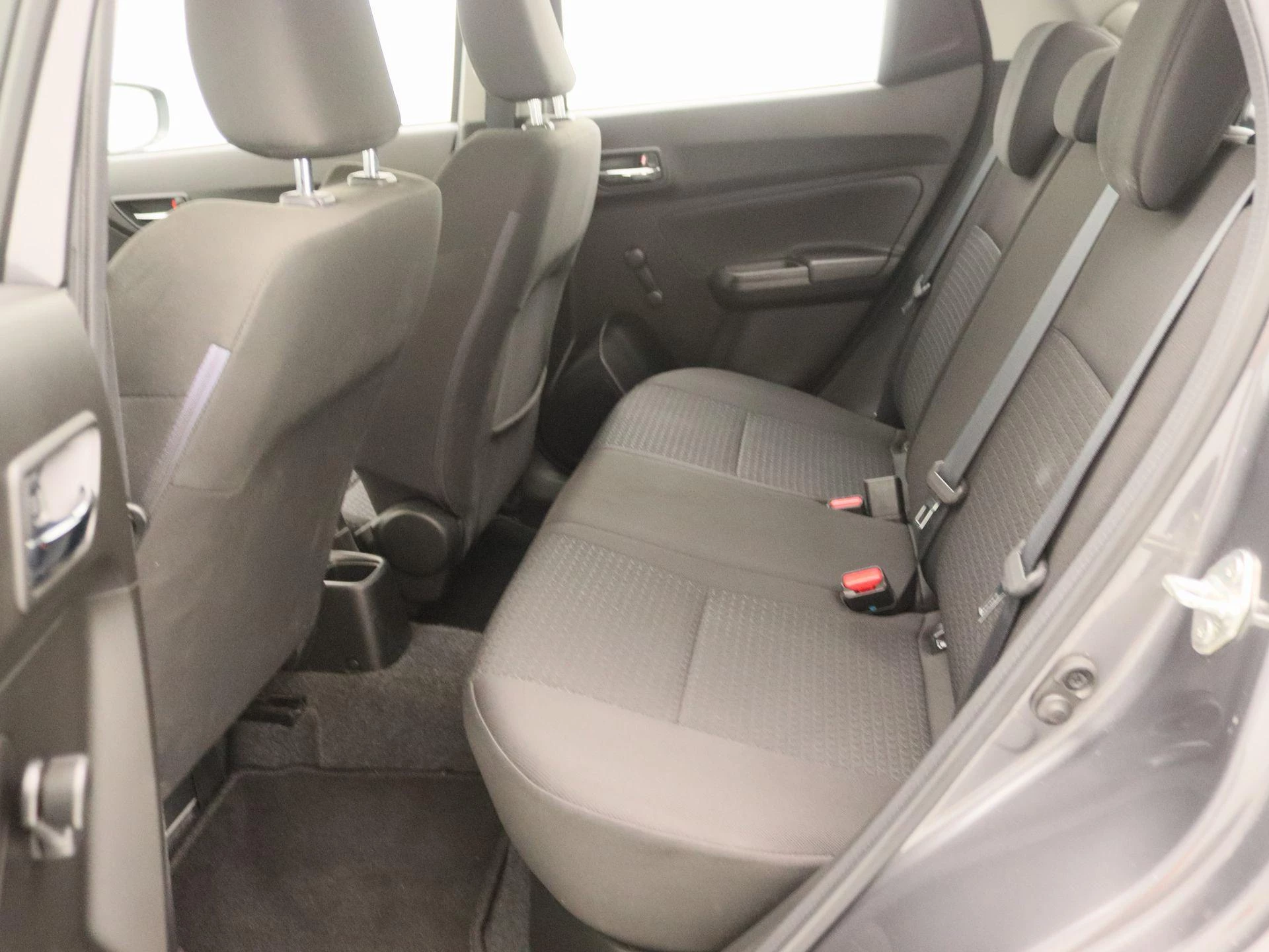 Suzuki-Swift-image-12