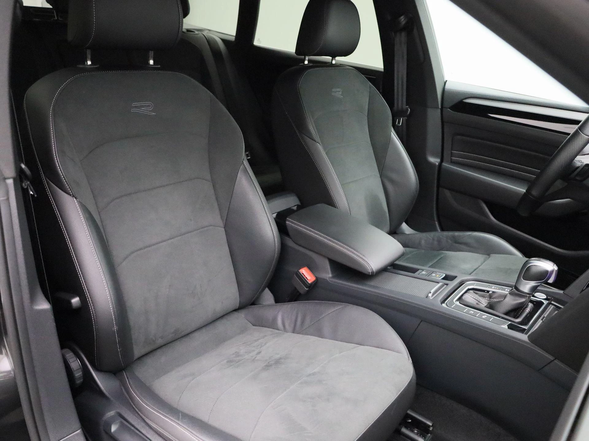 Volkswagen Arteon Shooting Brake 1.4 TSI eHybrid R-Line Business+ 218 PK|