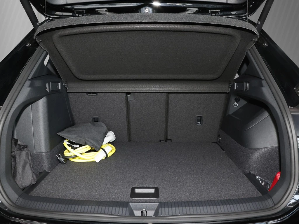 Volkswagen-Tiguan-image-6