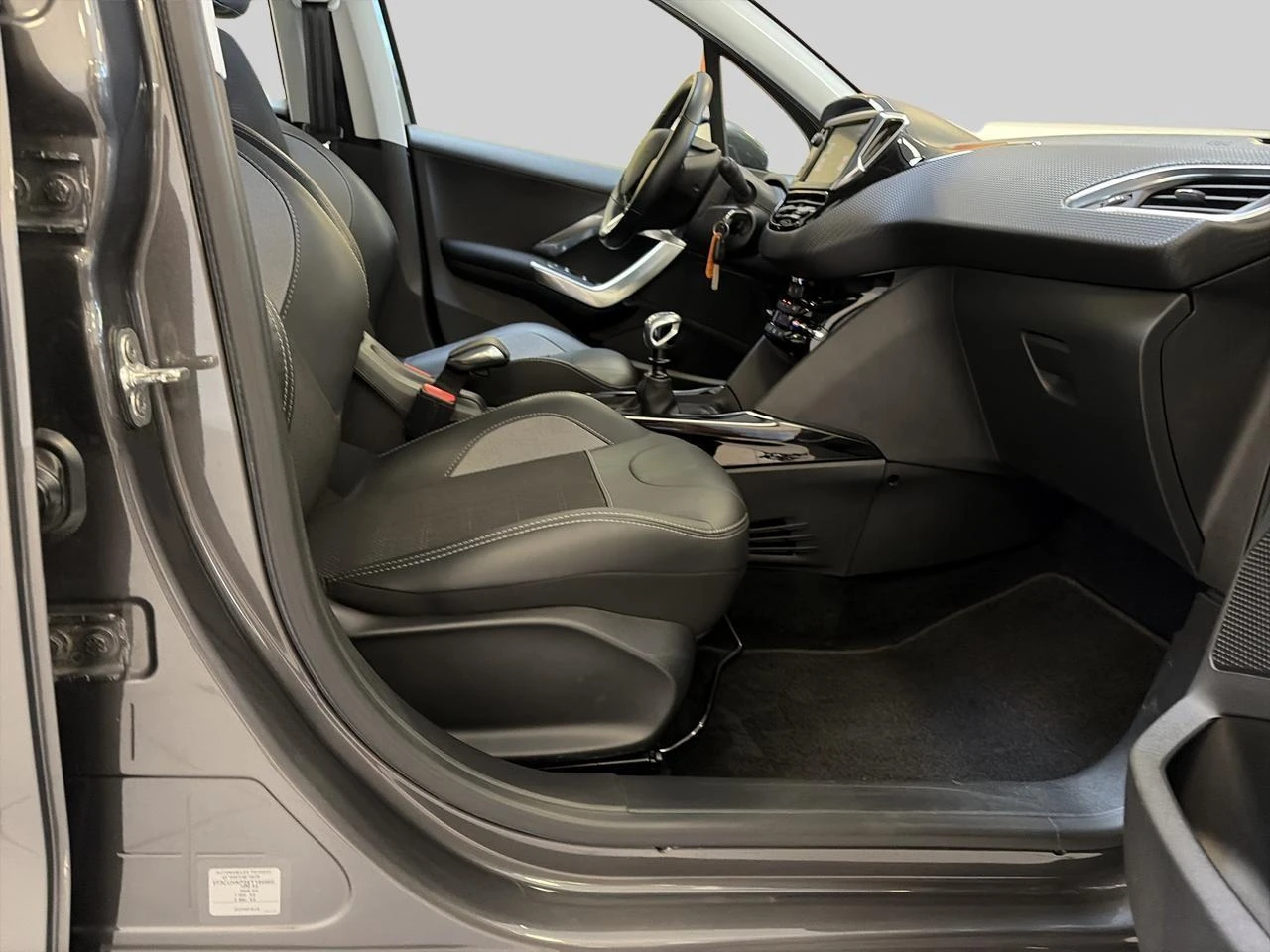 Peugeot-2008-image-17