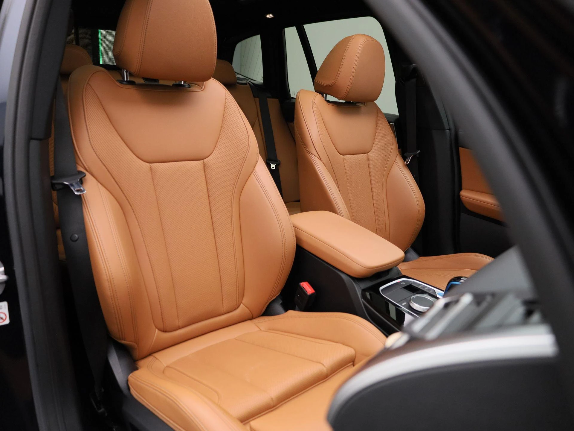 BMW-iX3-image-47