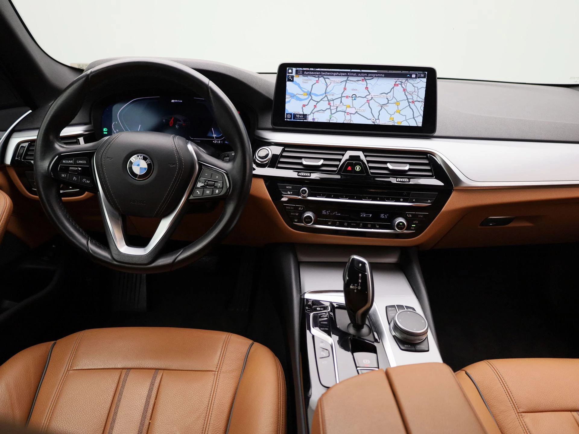 BMW-5 Serie-image-6