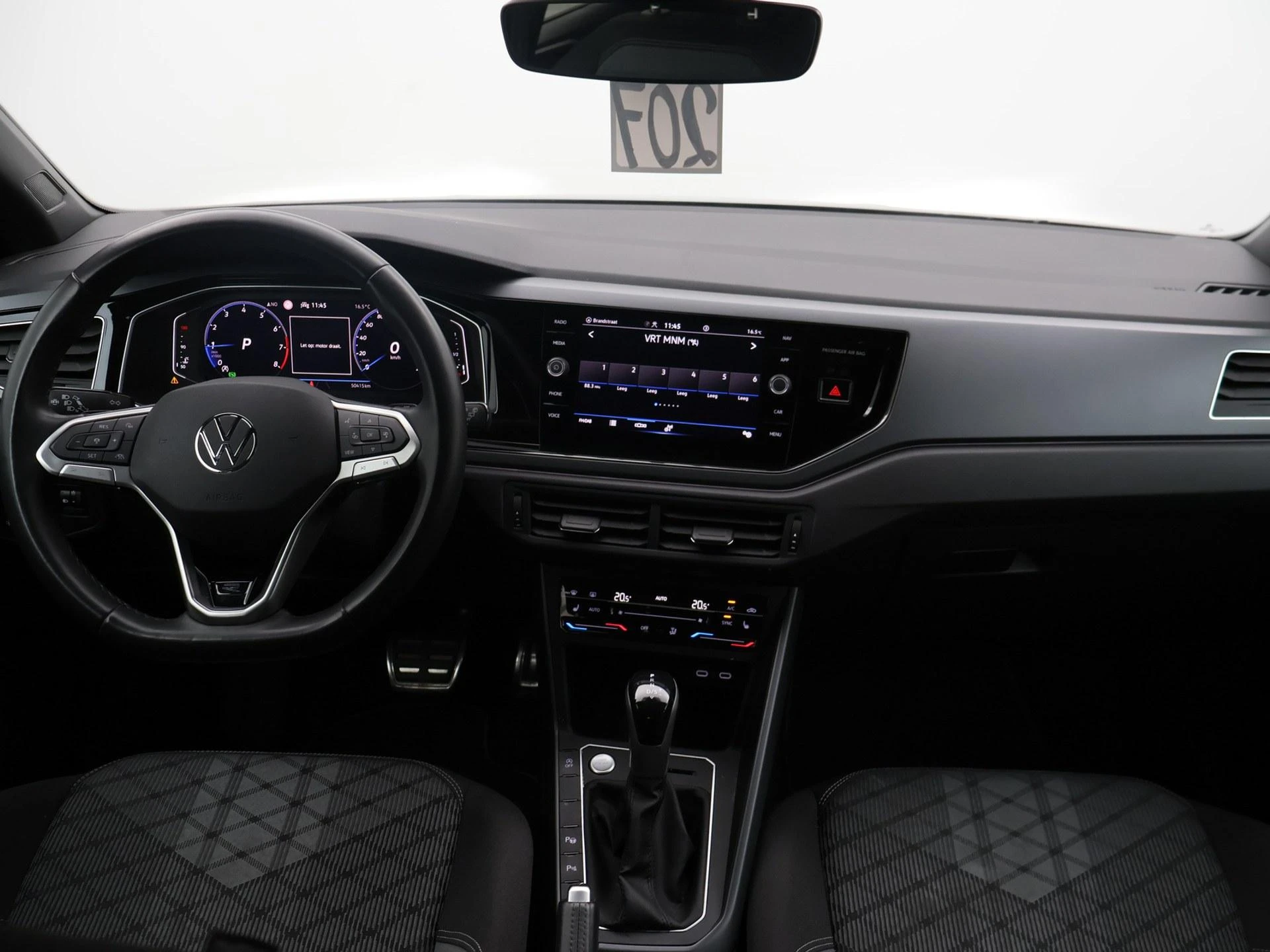 Volkswagen-Taigo-image-12