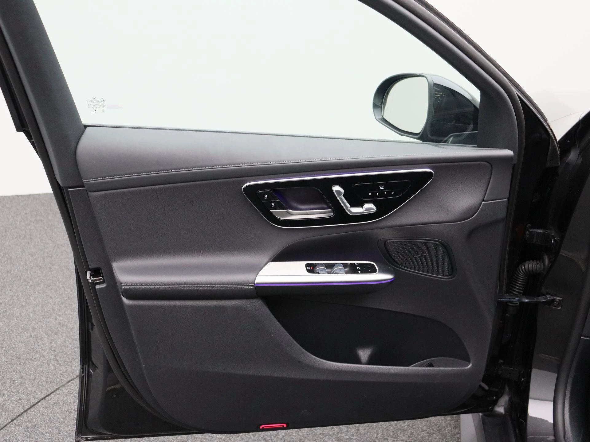 Mercedes-Benz GLC 300 e Coupé AMG Line + PANORAMISCH DAK + DIGITAL LIGHT + NIGHTPAKKET +