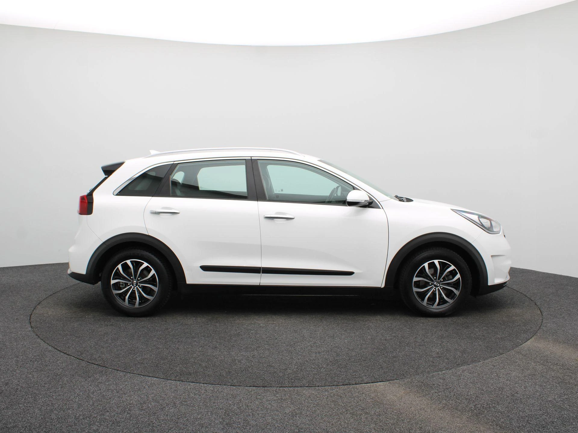 Kia-Niro-image-39