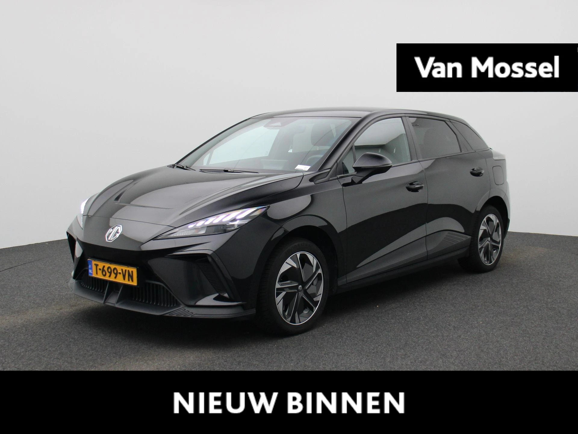 MG-MG4 EV-image-0