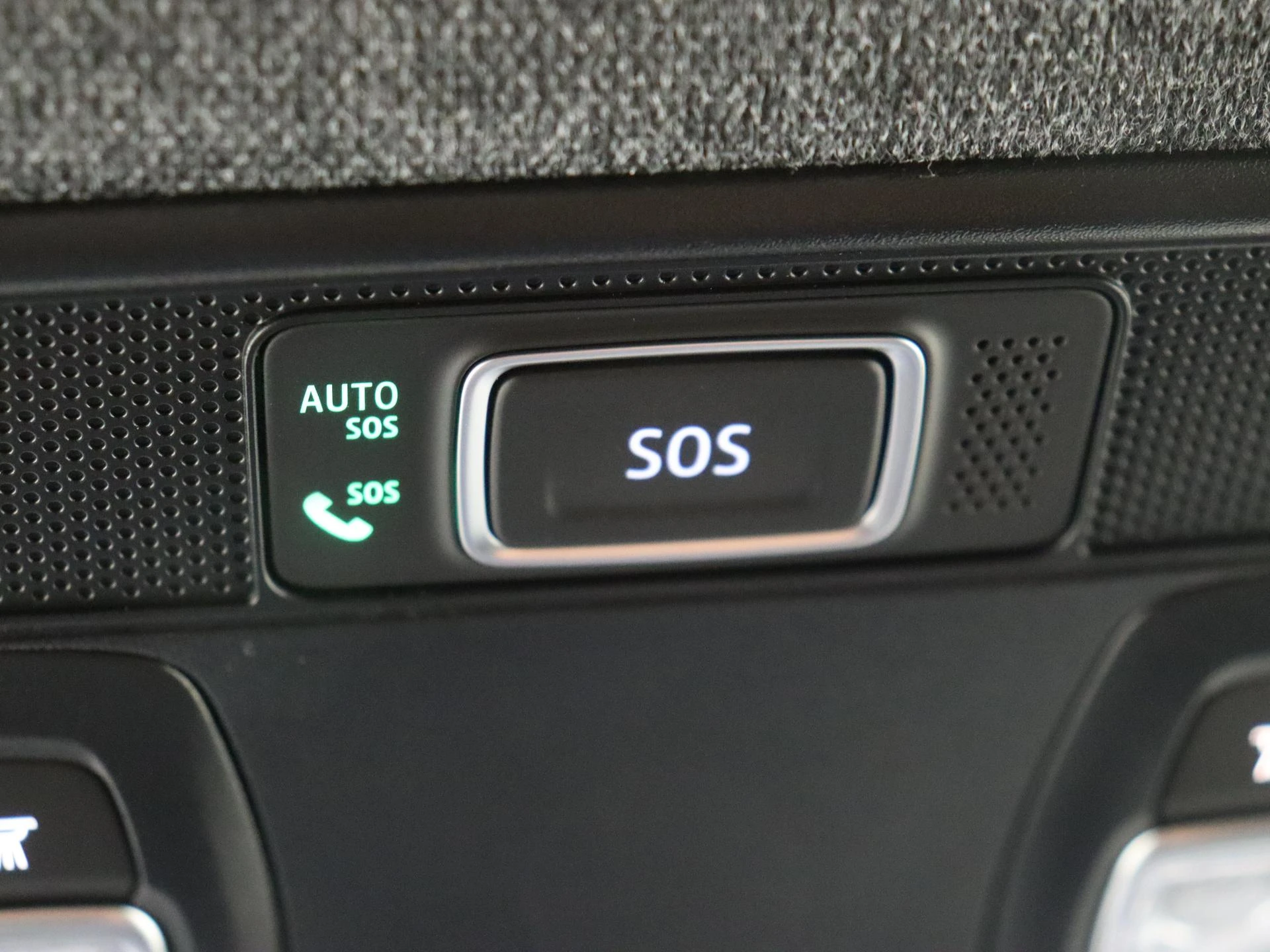 Renault-Clio-image-22
