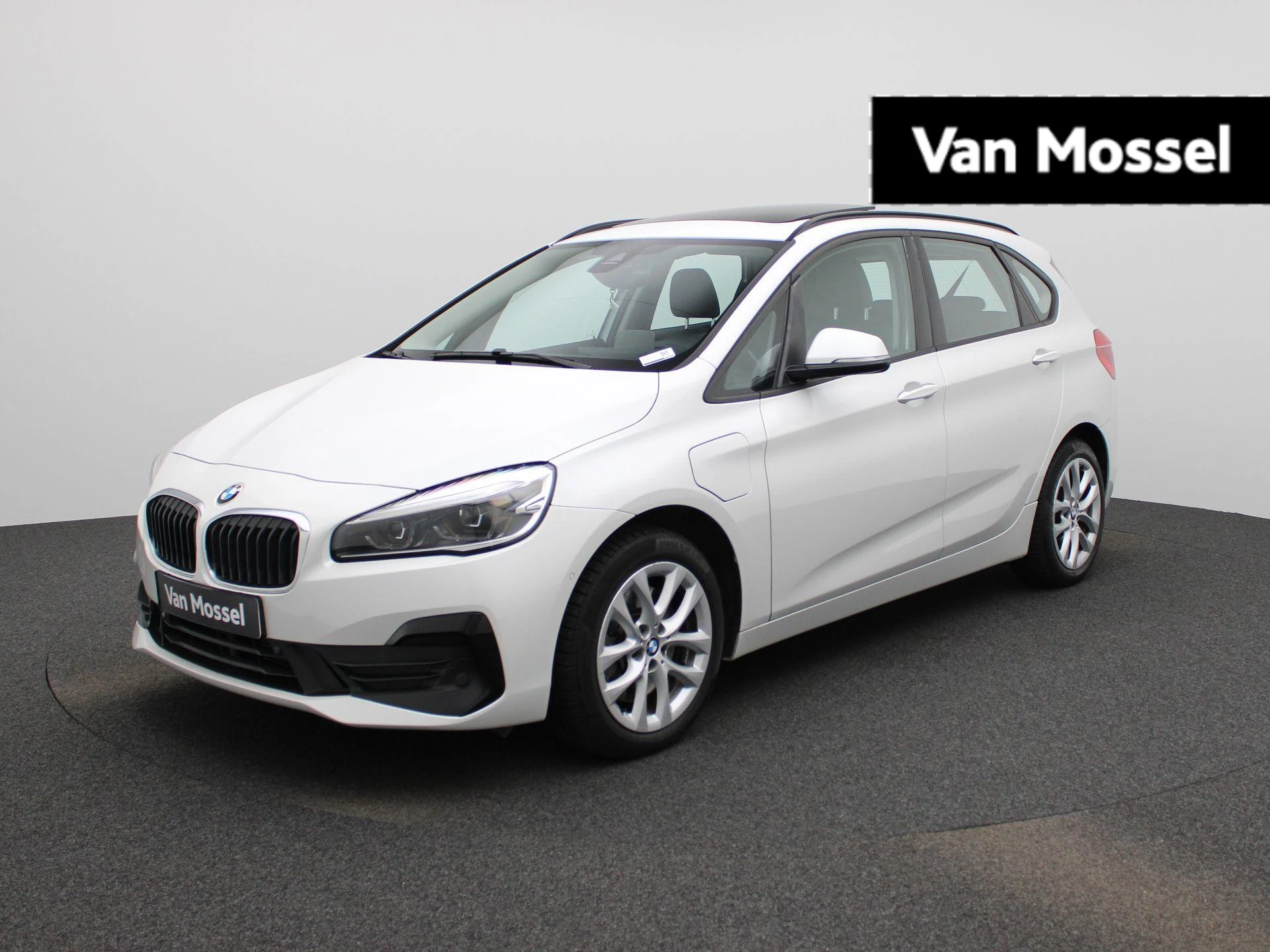 BMW-2 Reeks-image-0