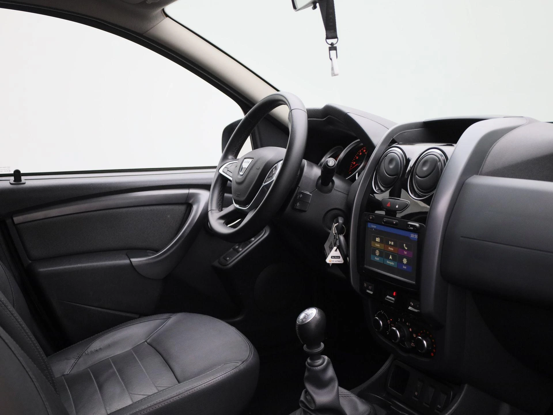 Dacia-Duster-image-28