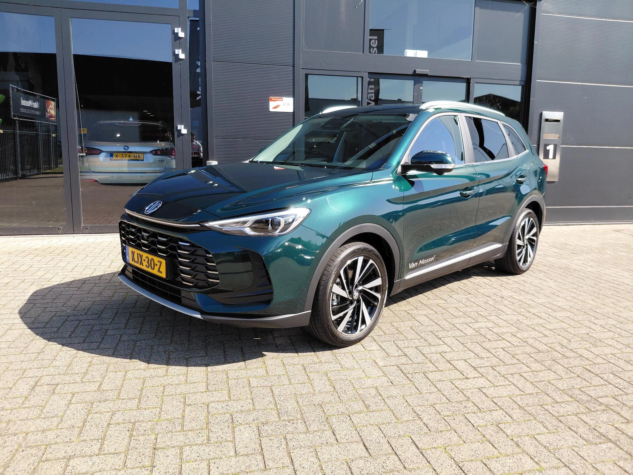MG-ZS-image-1
