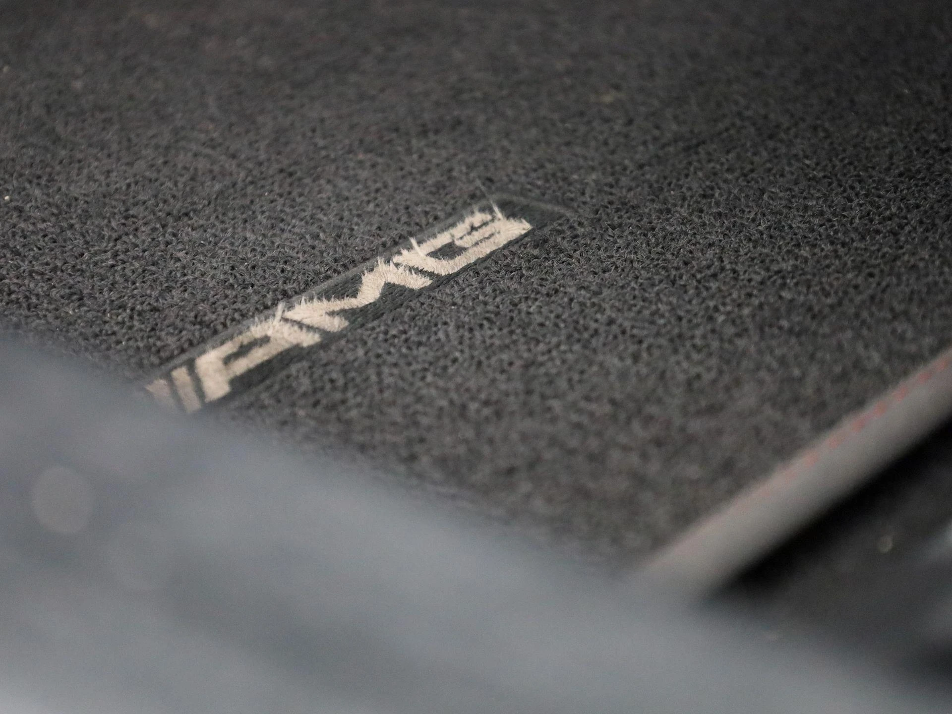 Mercedes-Benz-CLA-image-34