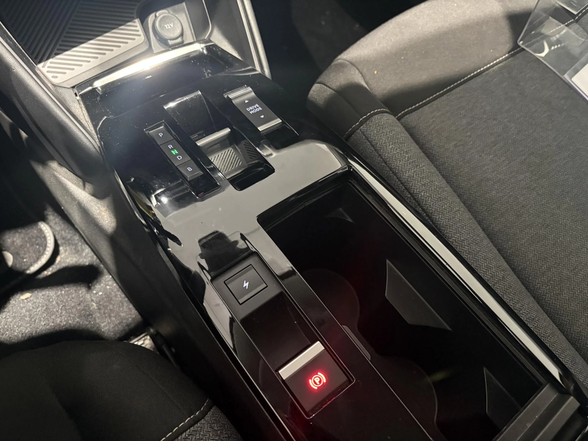 Citroën-ë-C4-image-19