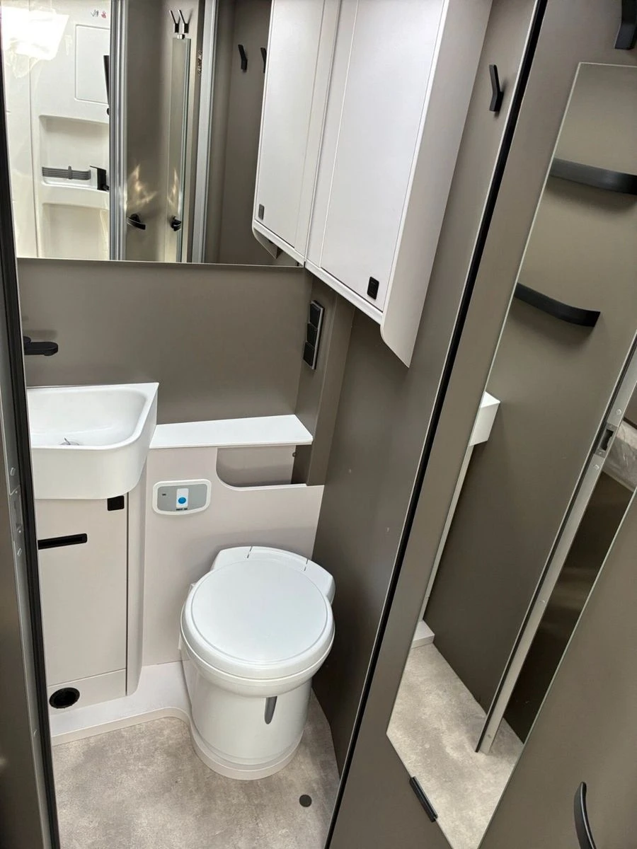 Hymer--image-13