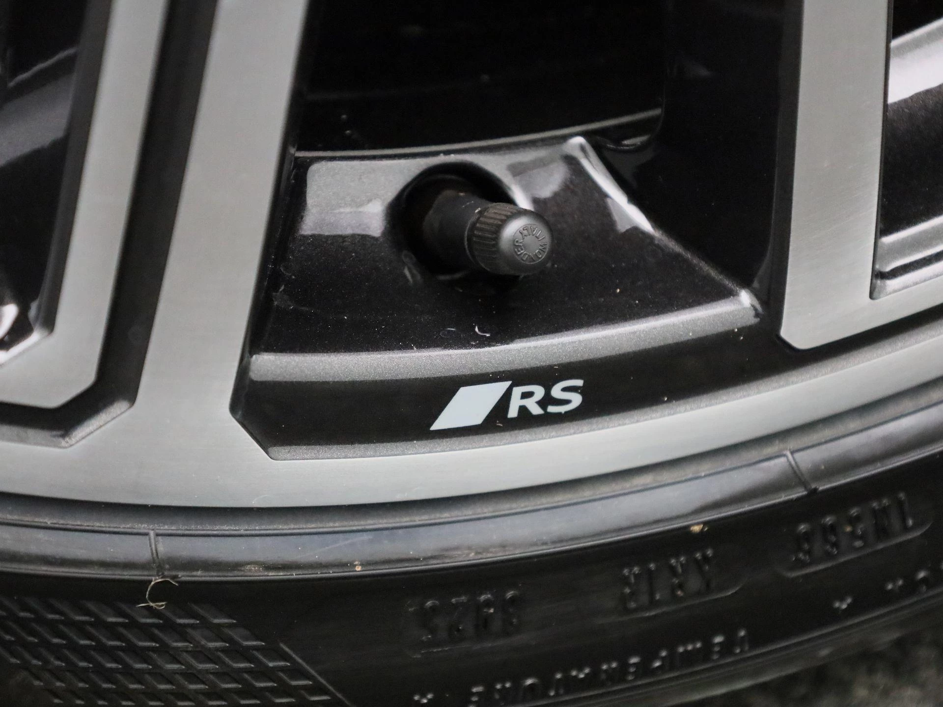 Audi A5 Avant 2.0 e-hybrid quattro S edition Competition