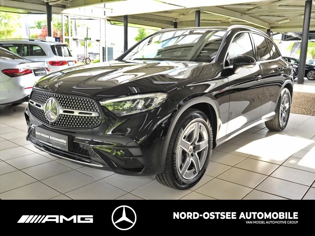 Mercedes-Benz GLC 300 d 4M AMG KAMERA AHK DISTRONIC KEYLESS AMG Line