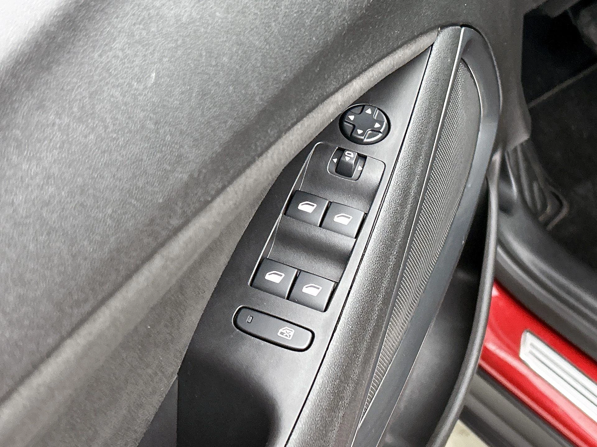 Opel-Crossland-image-34