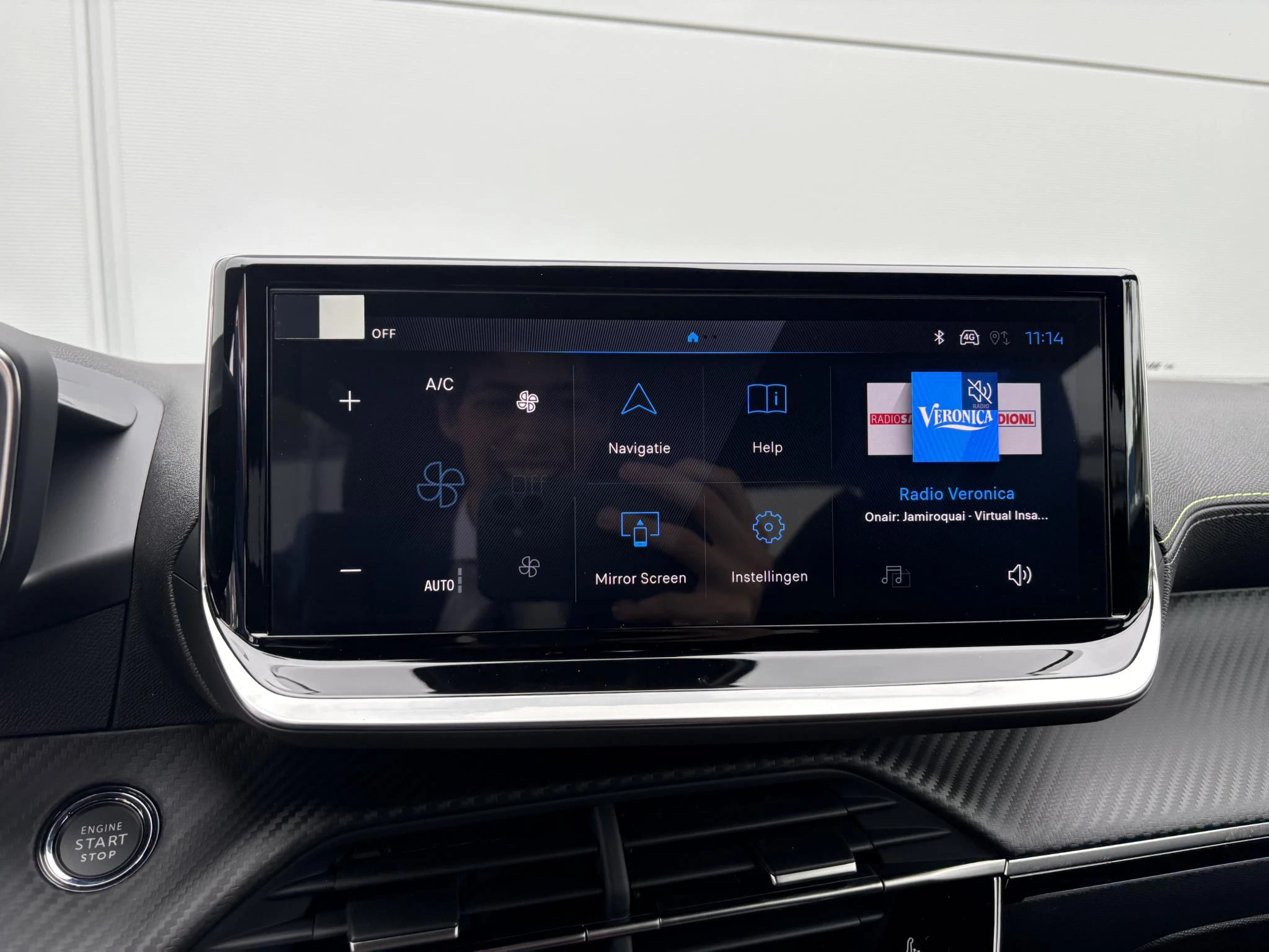 Peugeot 2008 1.2 Hybrid 145 GT