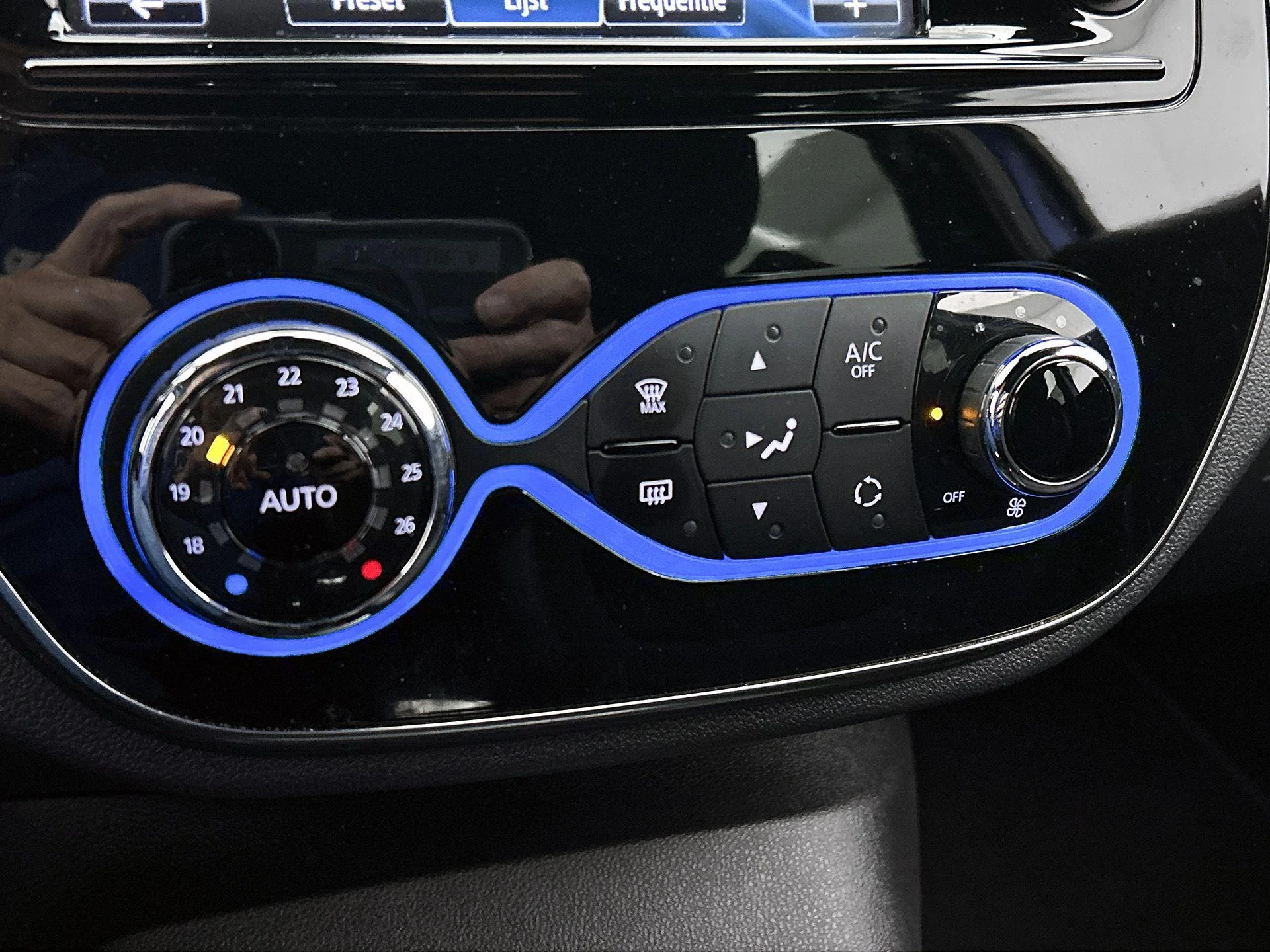 Renault-Captur-image-15