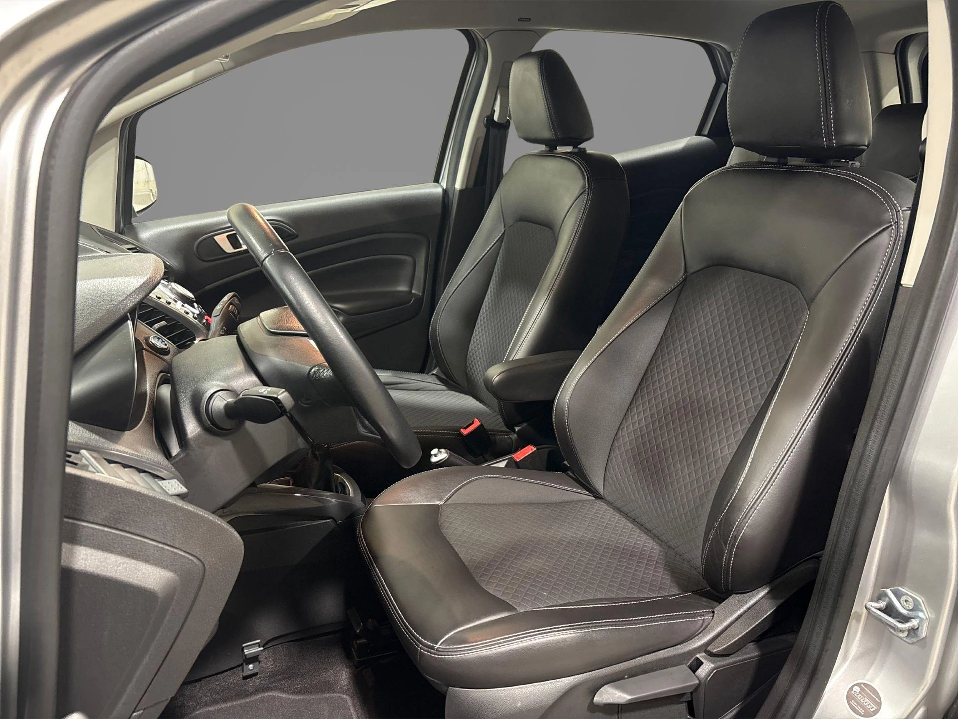 Ford-EcoSport-image-28