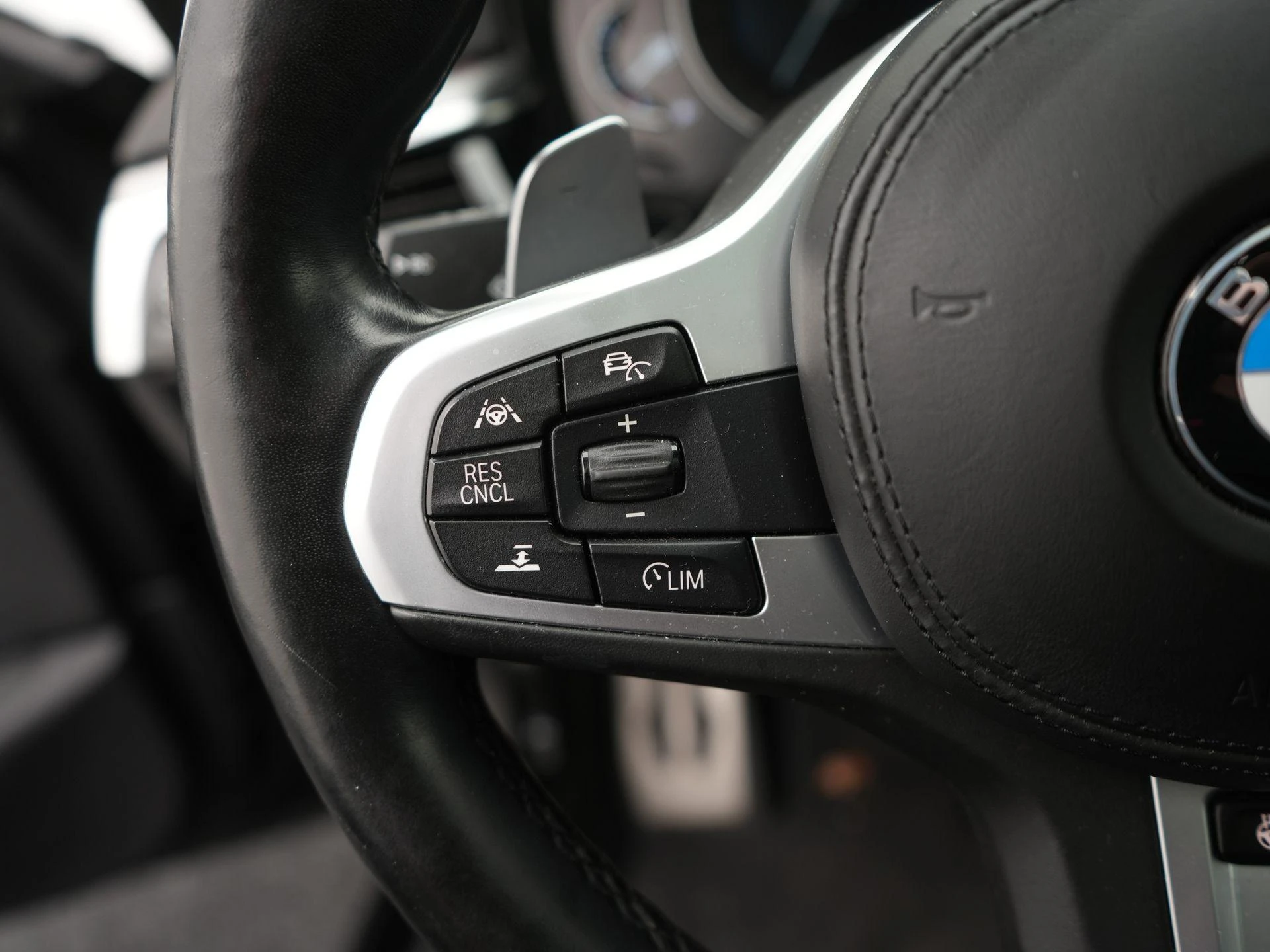 BMW-5 Serie-image-21