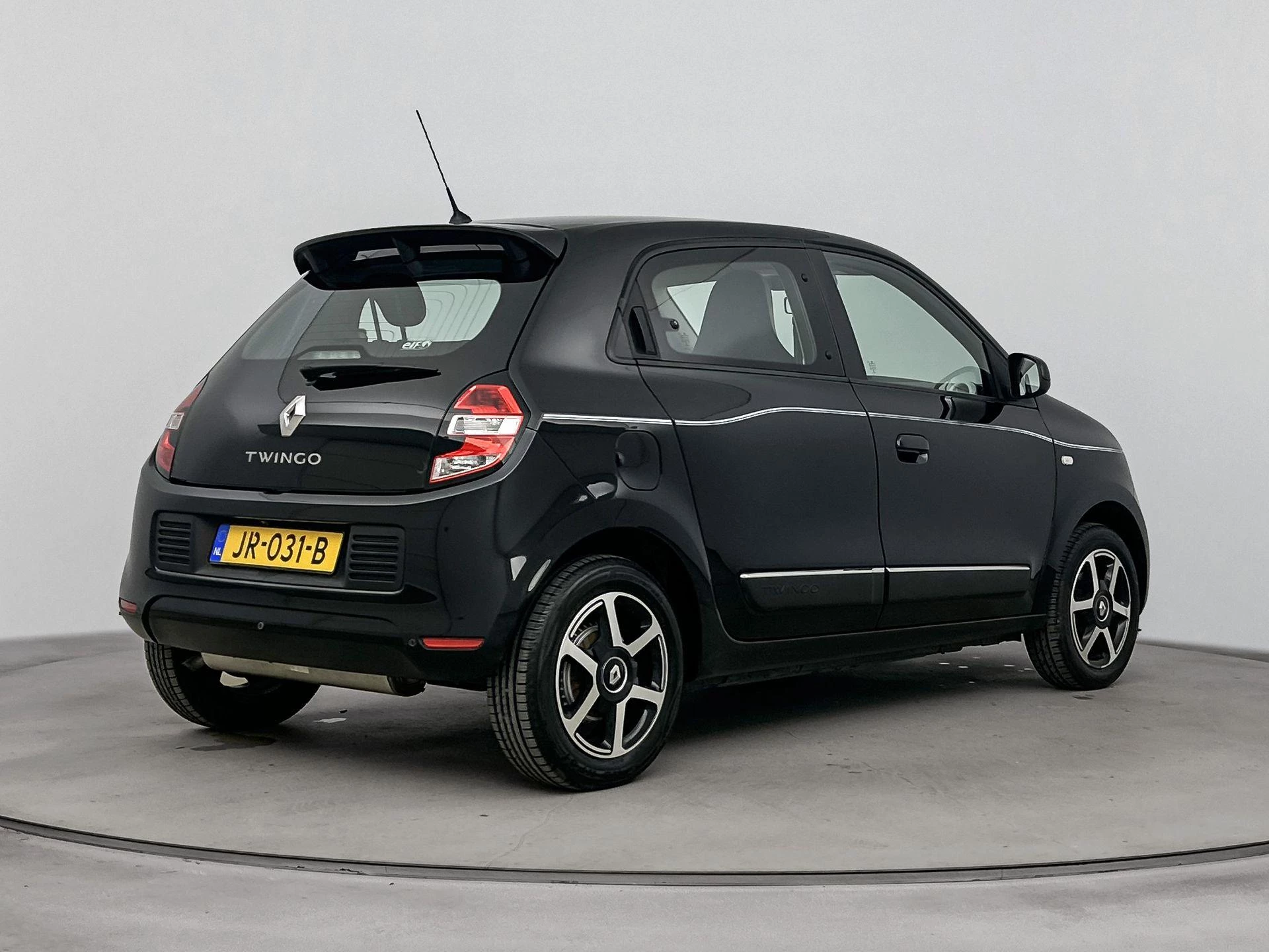 Renault-Twingo-image-5