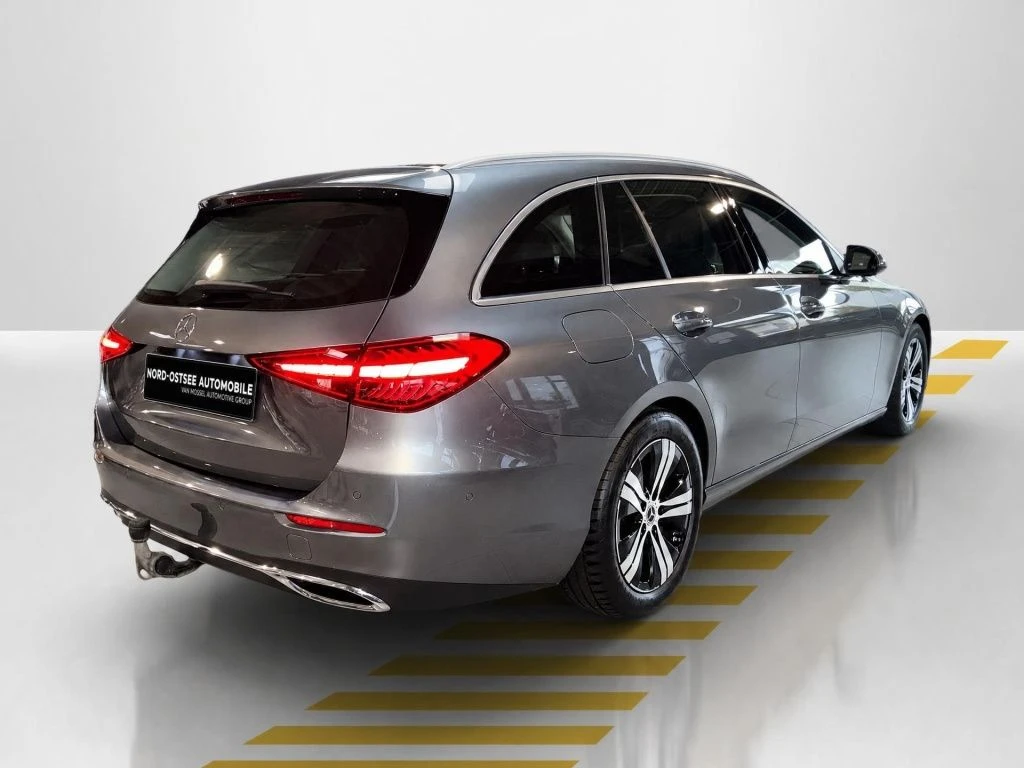 Mercedes-Benz-C-Klasse 200 d-image-14