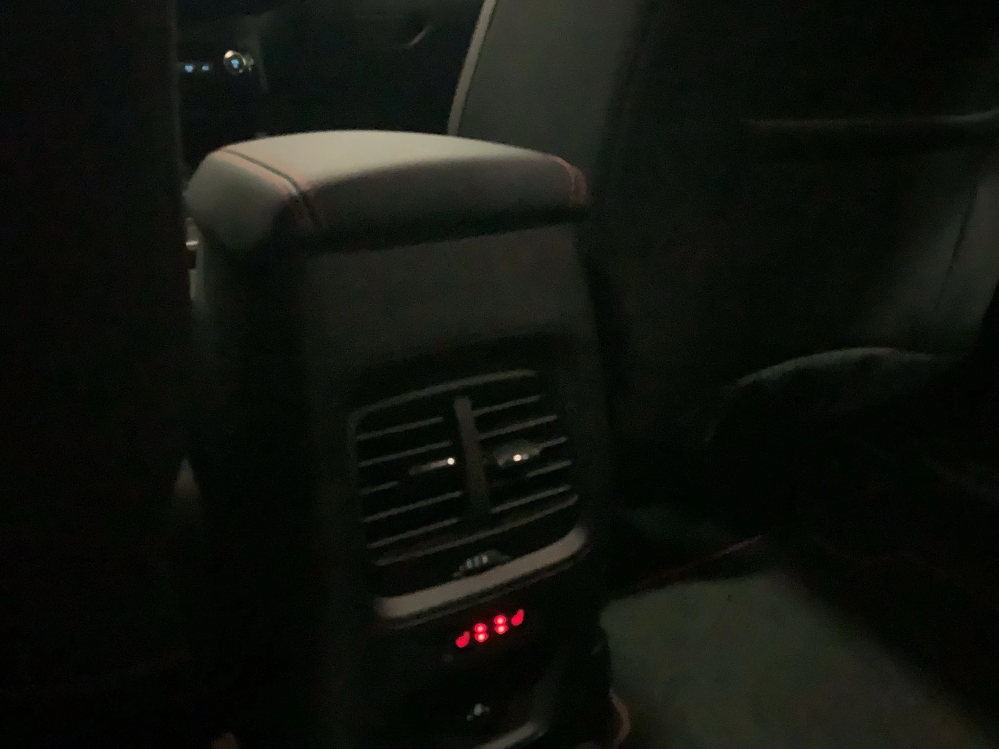 Ford Kuga ST-Line X Aut.*360GRAD*LED-MATRIX*NAVI*GRA*WINTER-PKT..