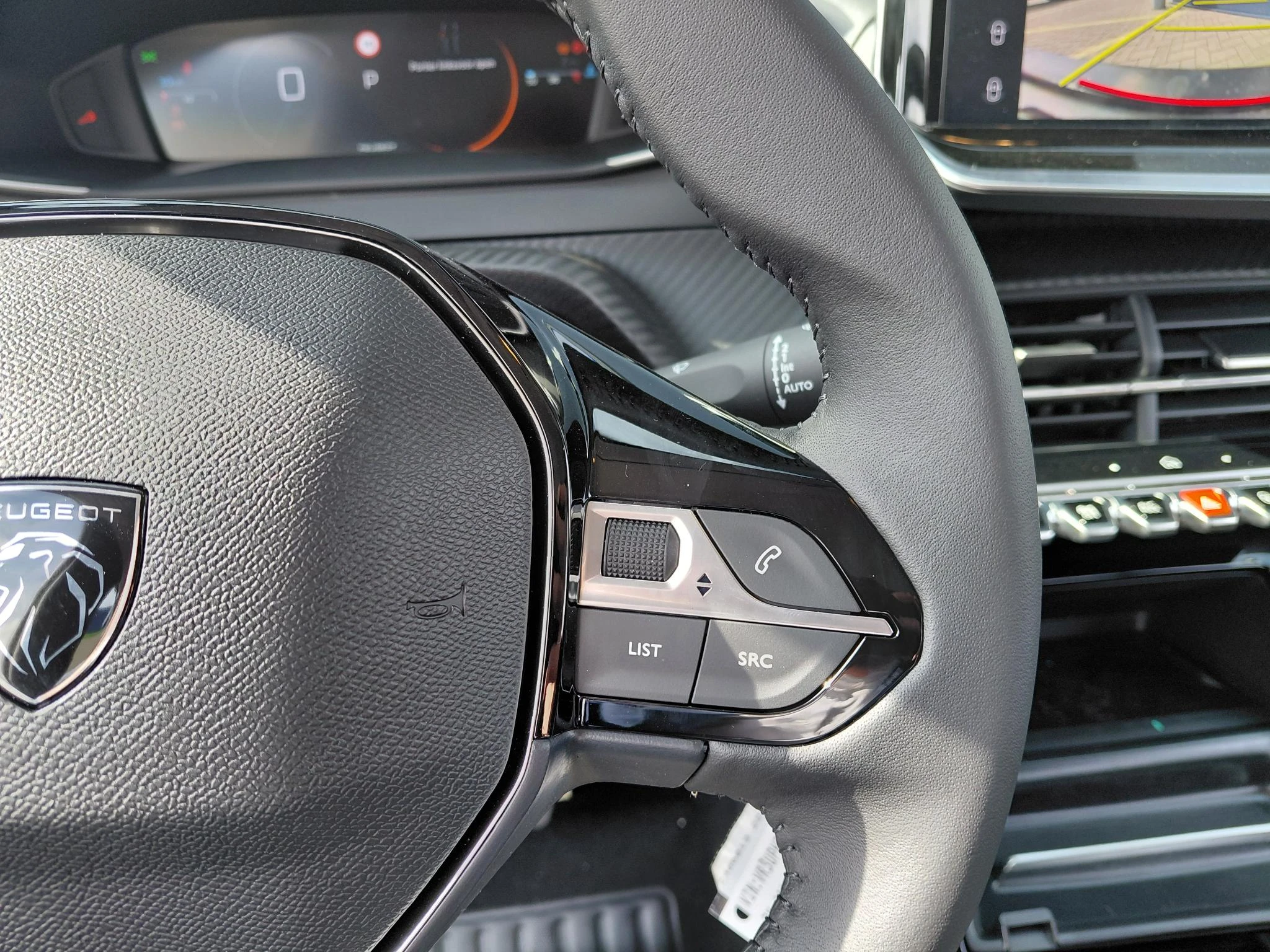 Peugeot-208-image-8