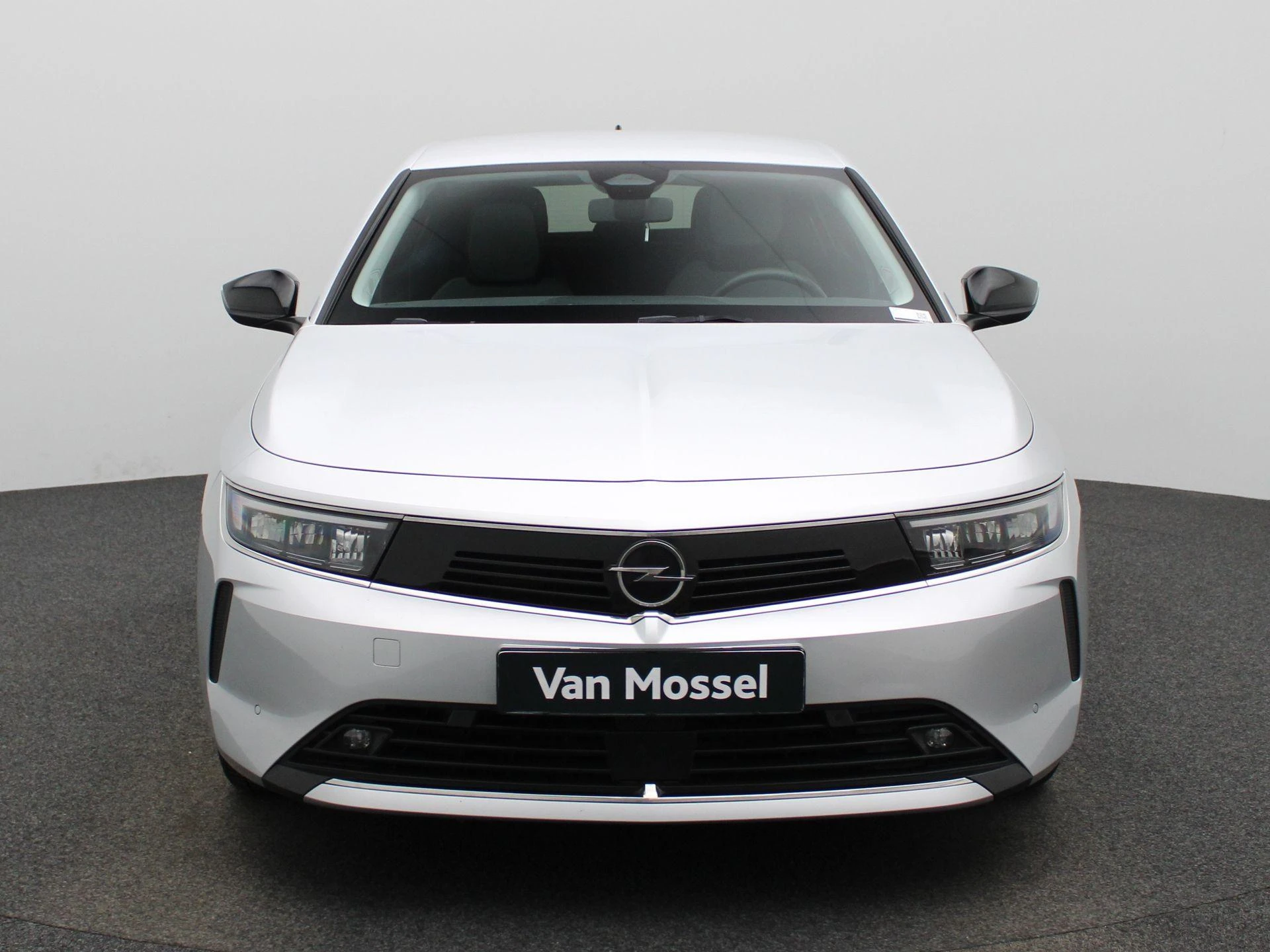 Opel-Astra-image-2