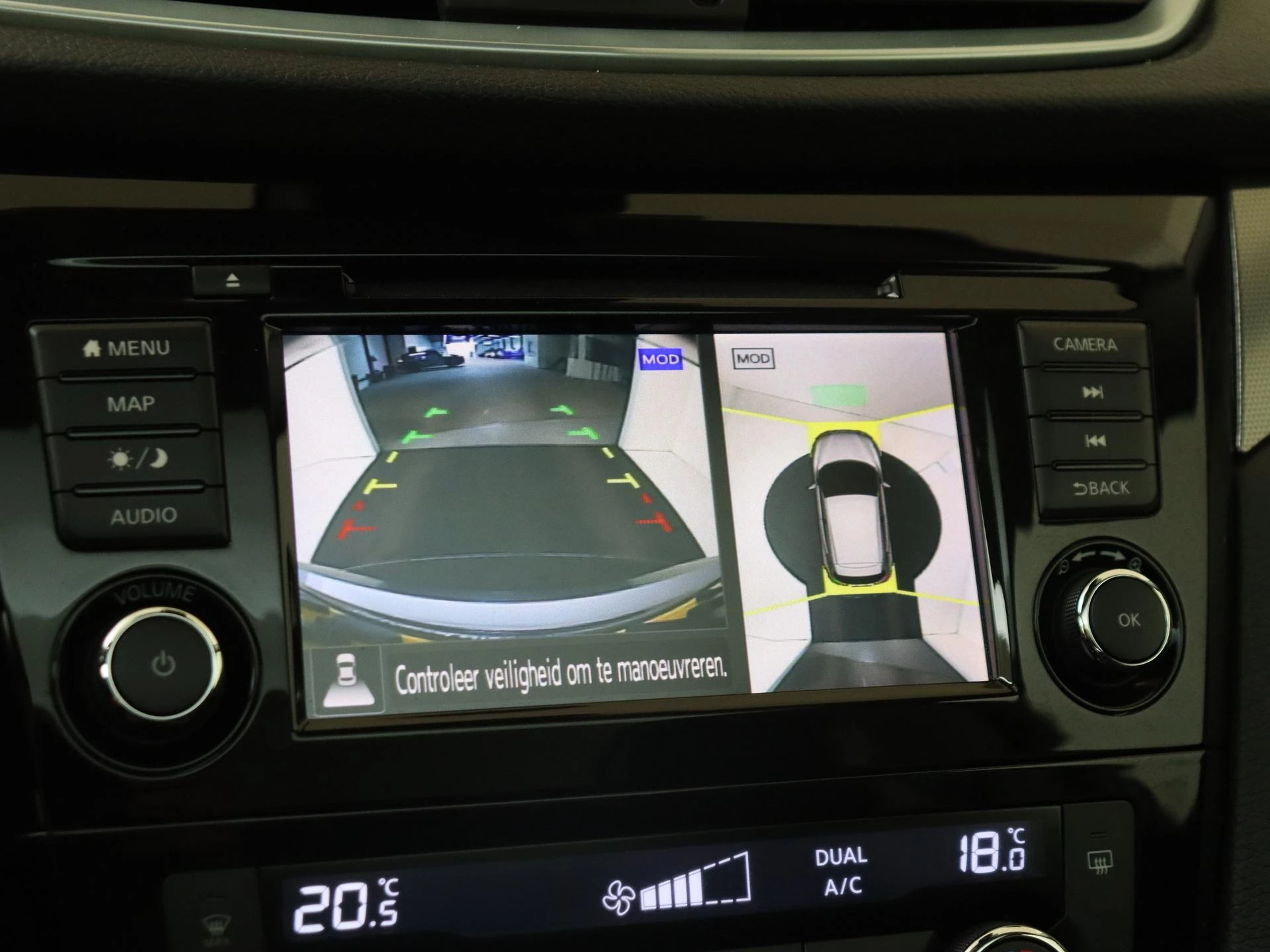 Nissan QASHQAI 1.3 DIG-T Premium Edition
